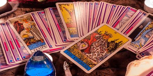 Why Are Some People Afraid of Tarot Readings?