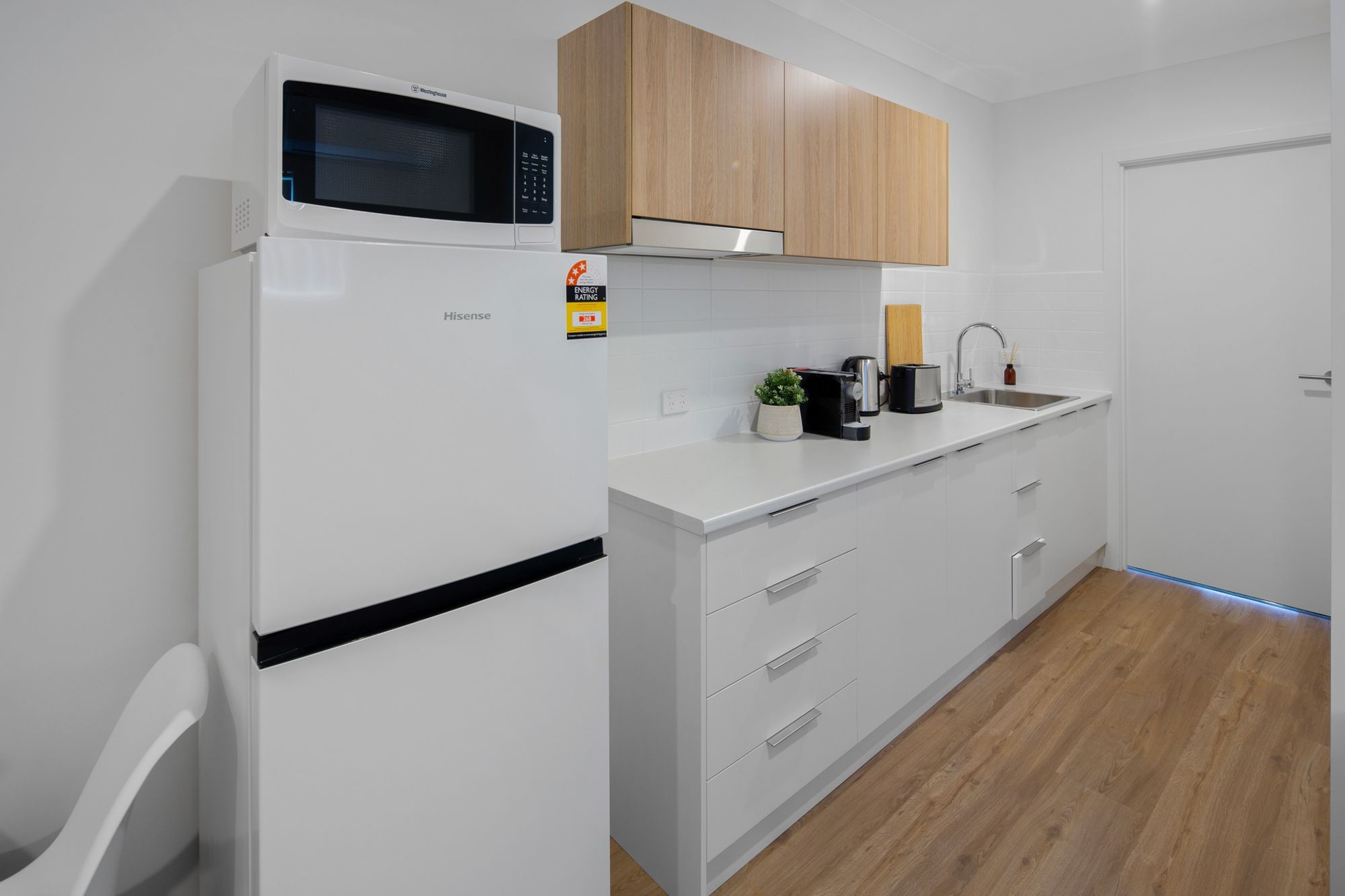 4/1566A Creek Rd, Carina