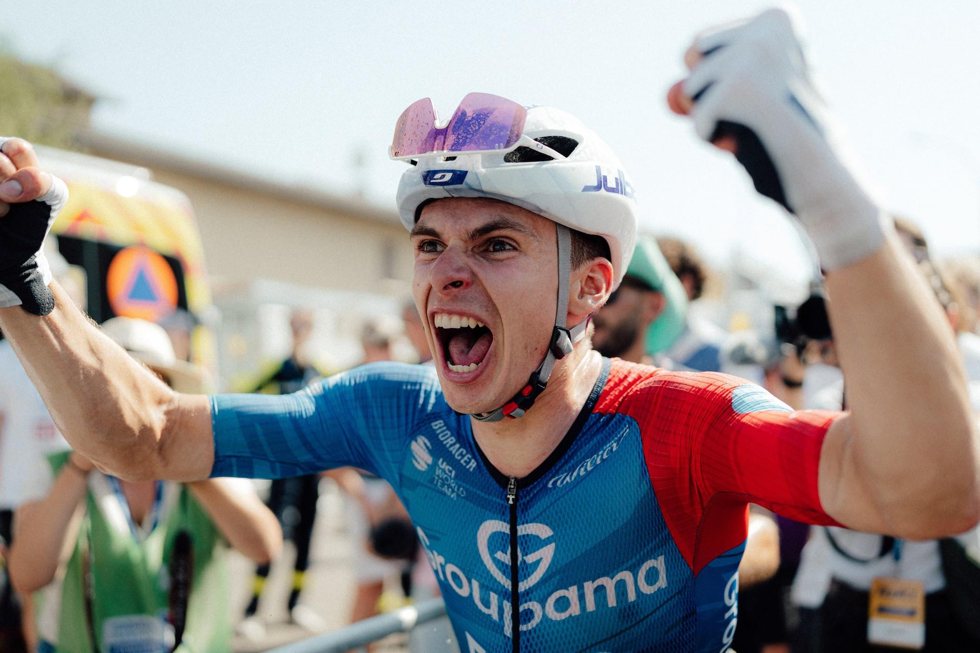 Romain Grégoire celebrates winning the French National Road Championship in La Tour du Pin