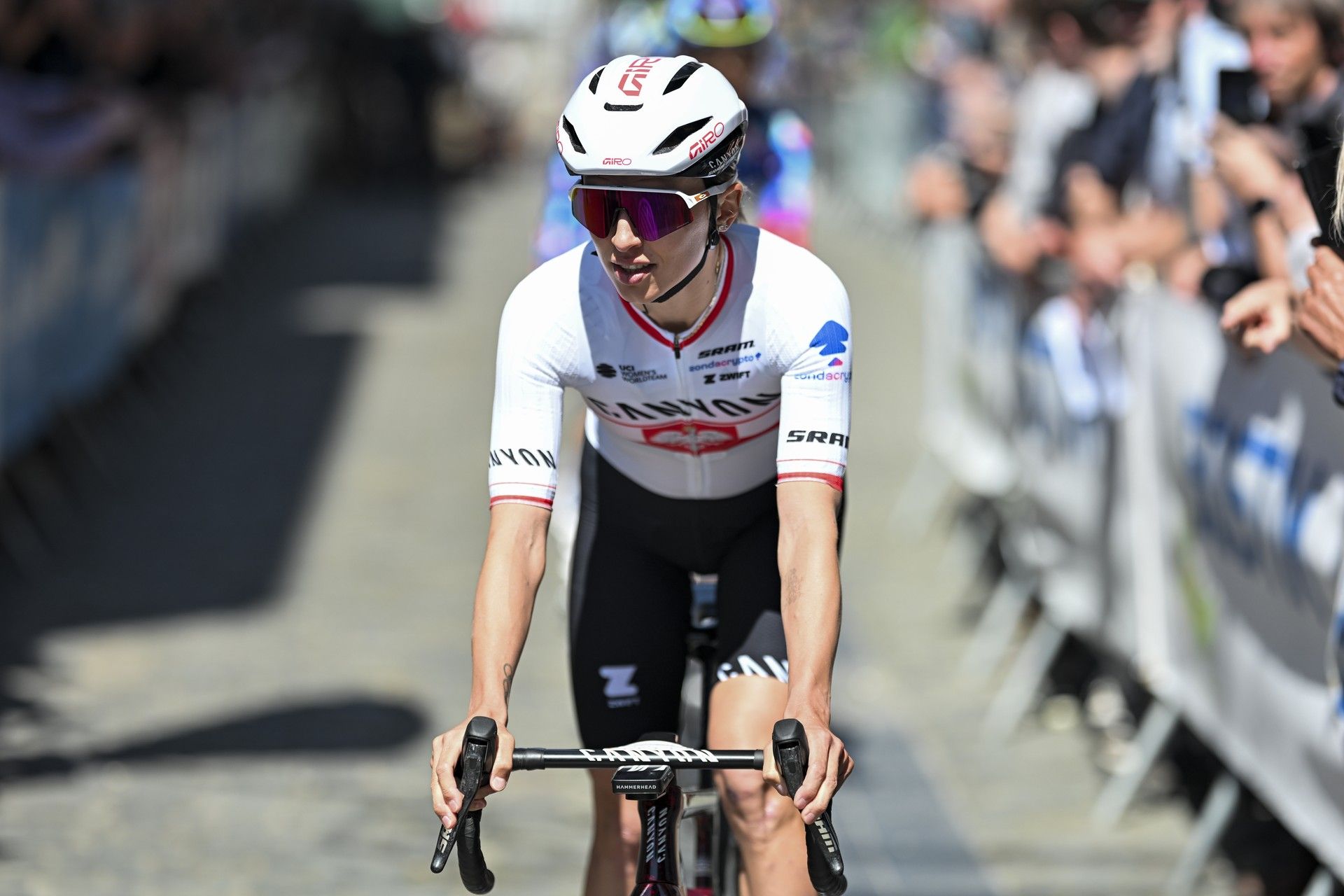 'I got stuck on the big chain ring', Niewiadoma-Phinney fourth at La Flèche Wallonne after shifting failure on Mur de Huy finale