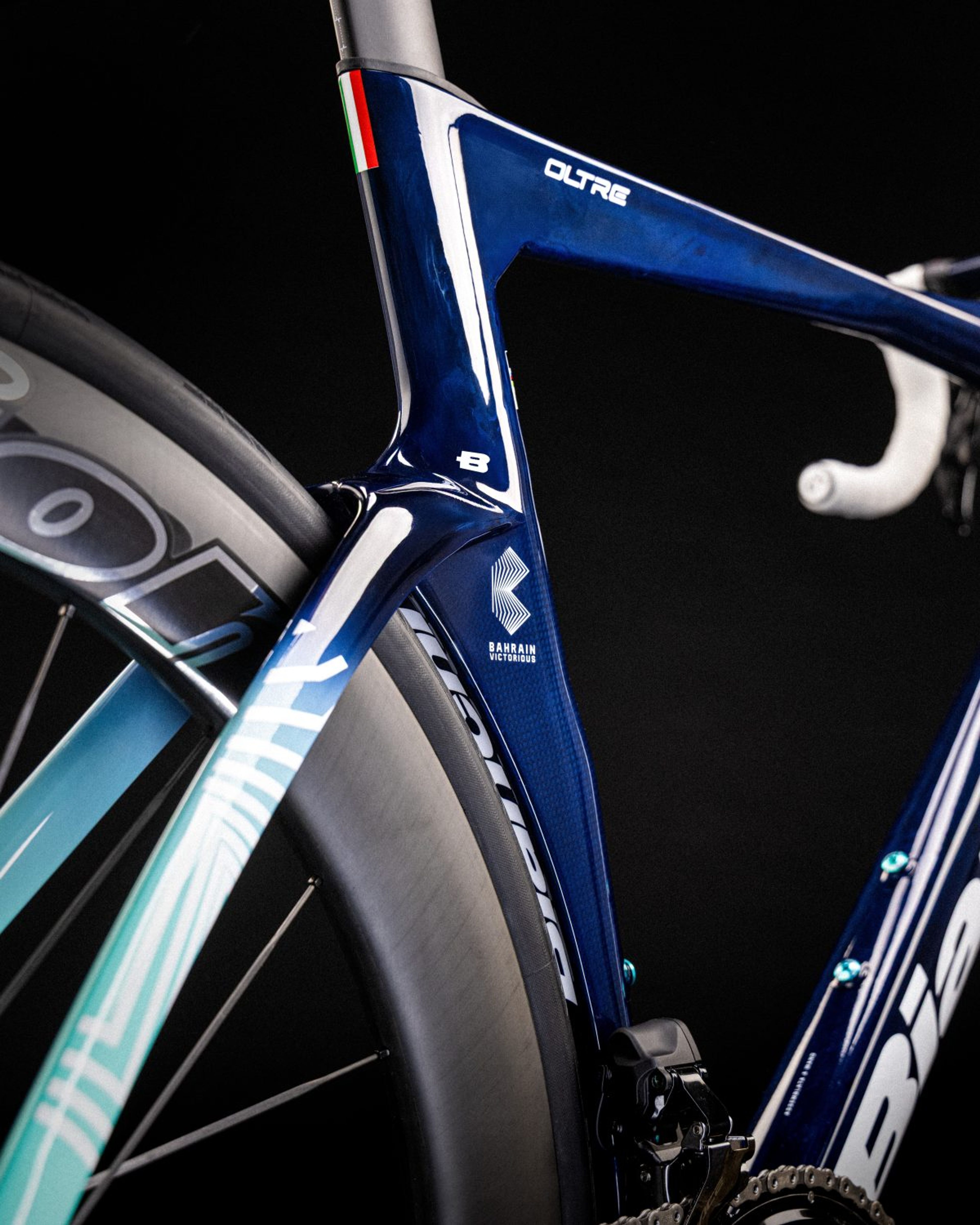 Bianchi Oltre Bahrain Victorious team edition - credit Bianchi