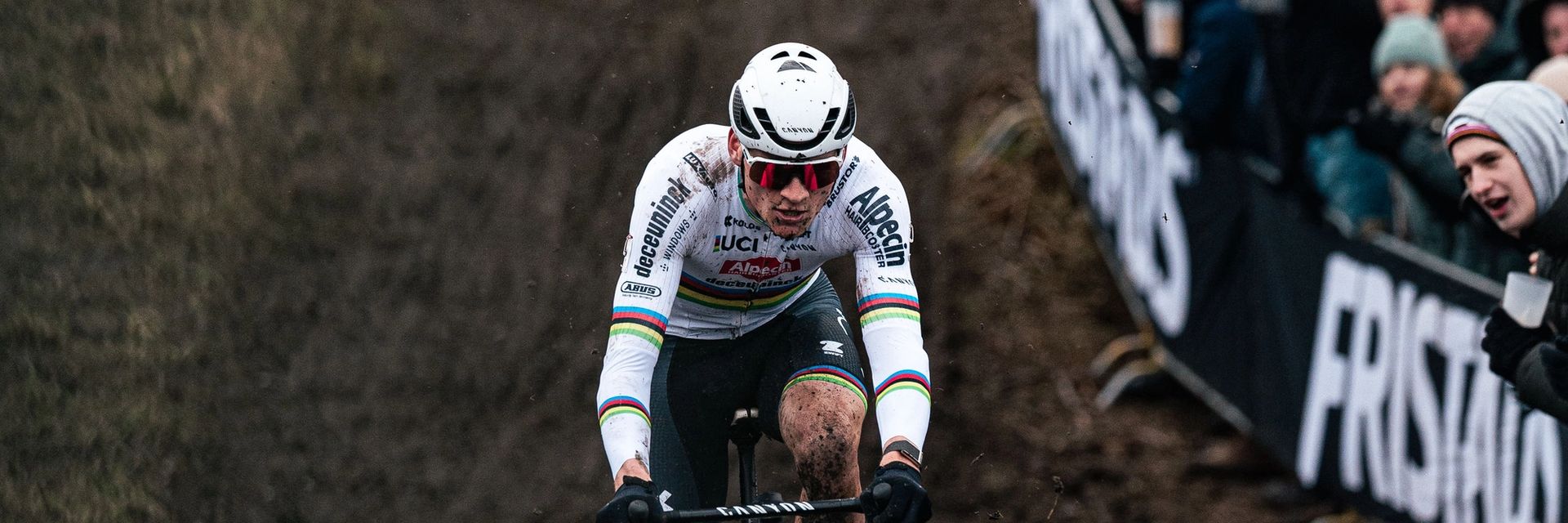 UCI Cyclo-cross World Cup Antwerpen Race Preview: Sand vs superstars