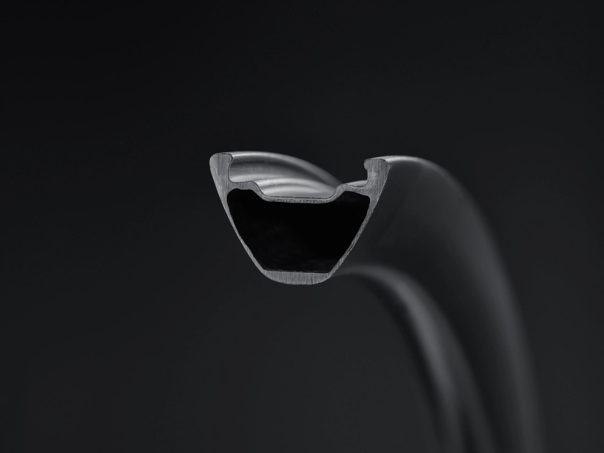 Roval Terra CLX FlatStop oversize bead hooks 