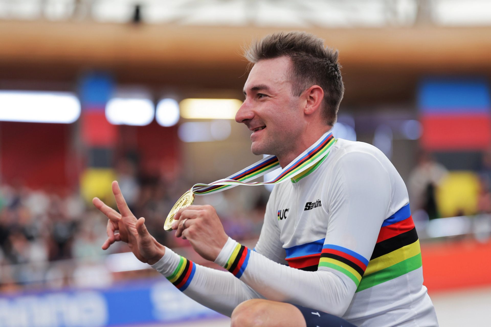 Ineos Grenadiers turn to experience as Viviani and Impey step into Sport Director roles in 2026