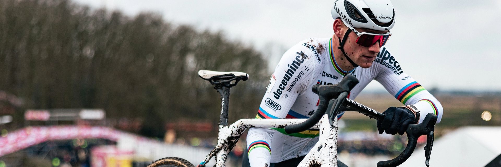 Mathieu van der Poel decimates field to win UCI Cyclo-cross World Cup Antwerpen