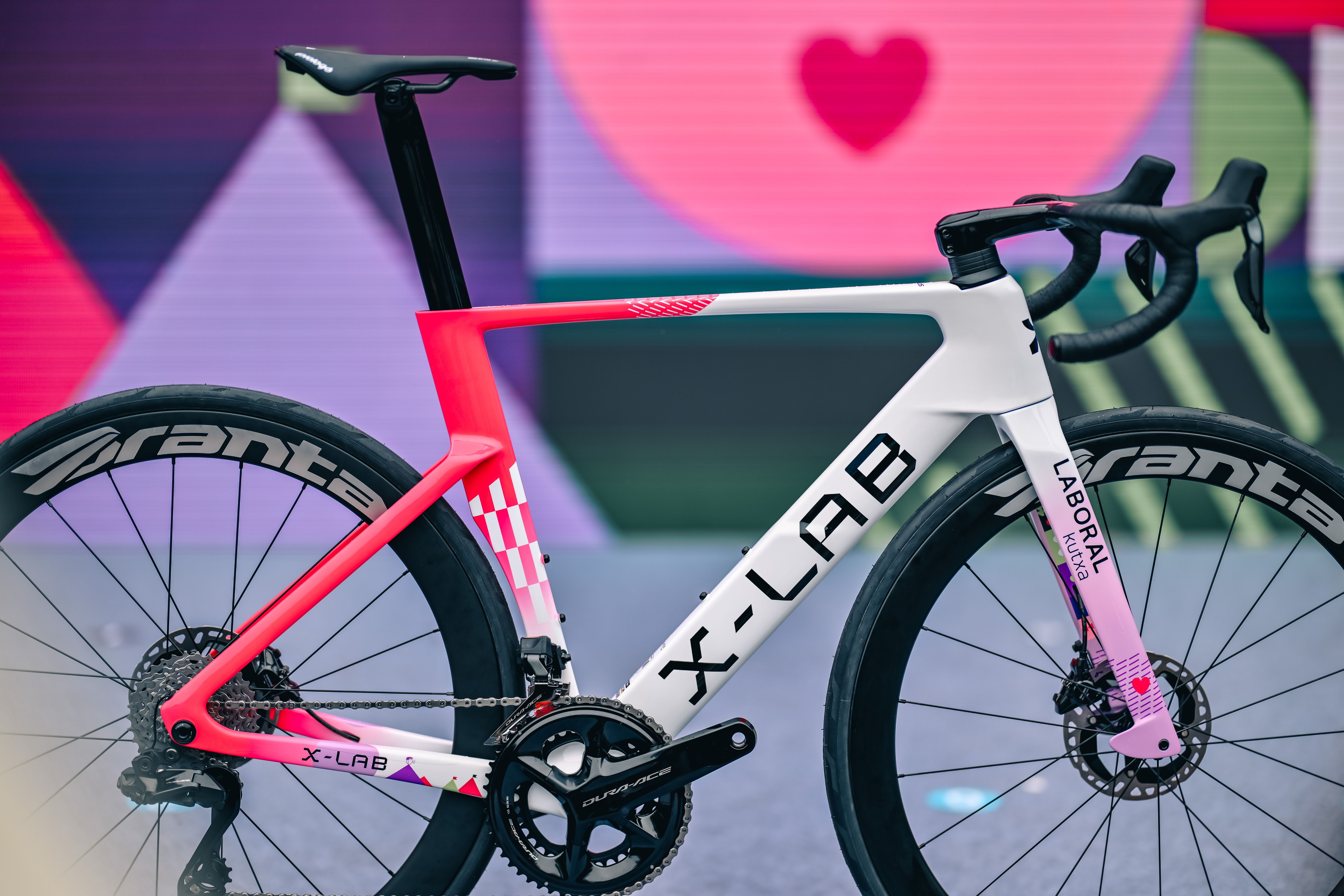 ちよです Chinese bike giant XDS continues expansion into pro cycling with