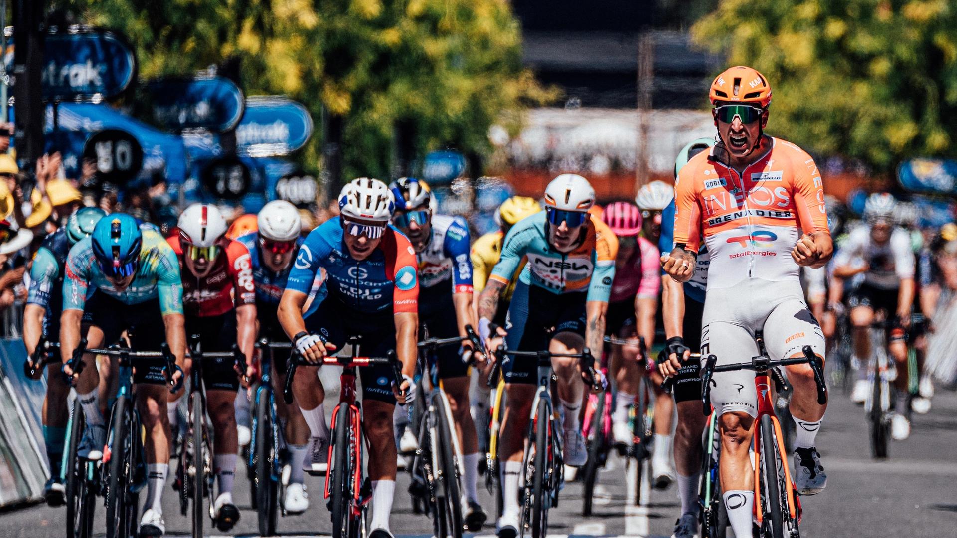 Sam Welsford rockets to seventh Tour Down Under win on Stage 3 as Vine retains race lead