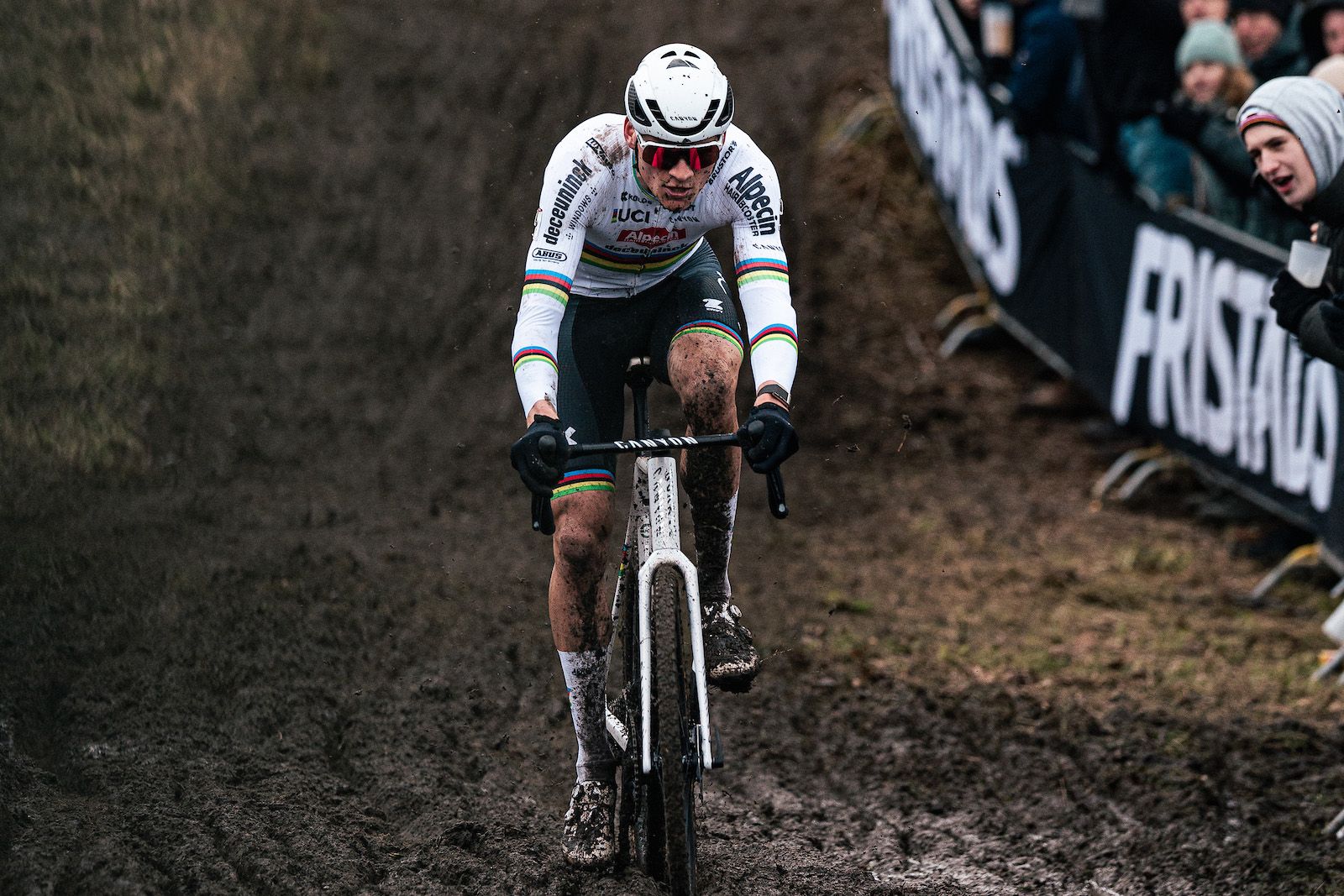 'I did not think I could drop him' - Van der Poel feels Nys on his heels in Gavere World Cup win