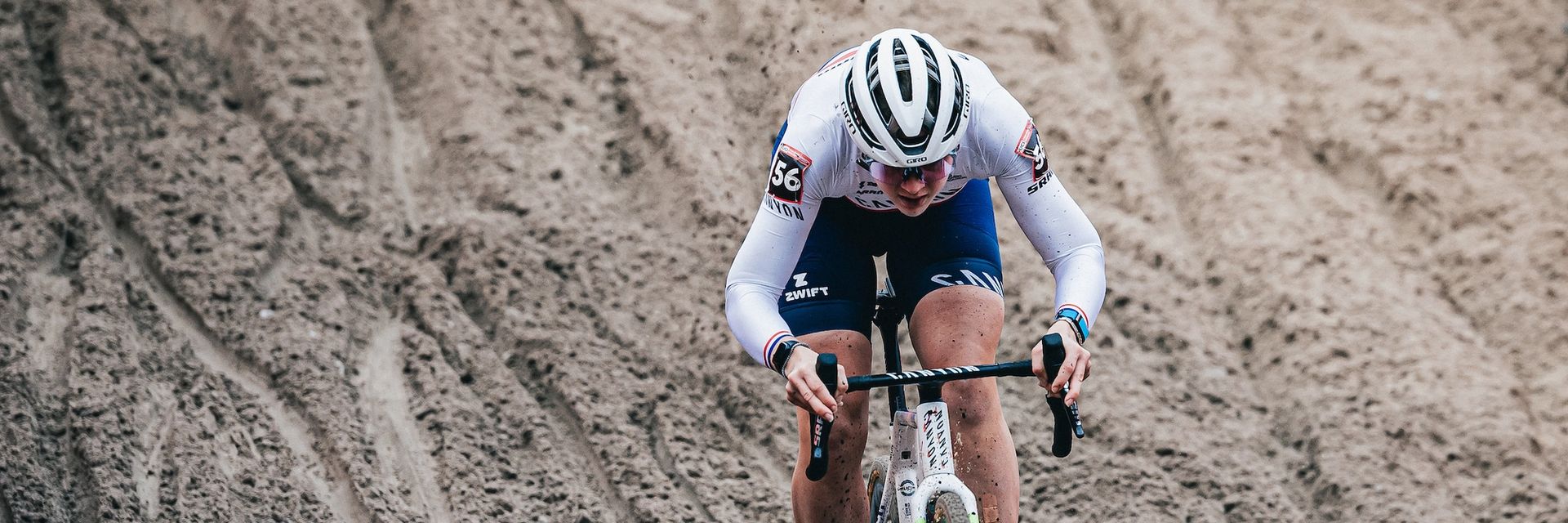 UCI Cyclo-cross World Cup Zonhoven Preview: Van der Poel and Brand in the sand