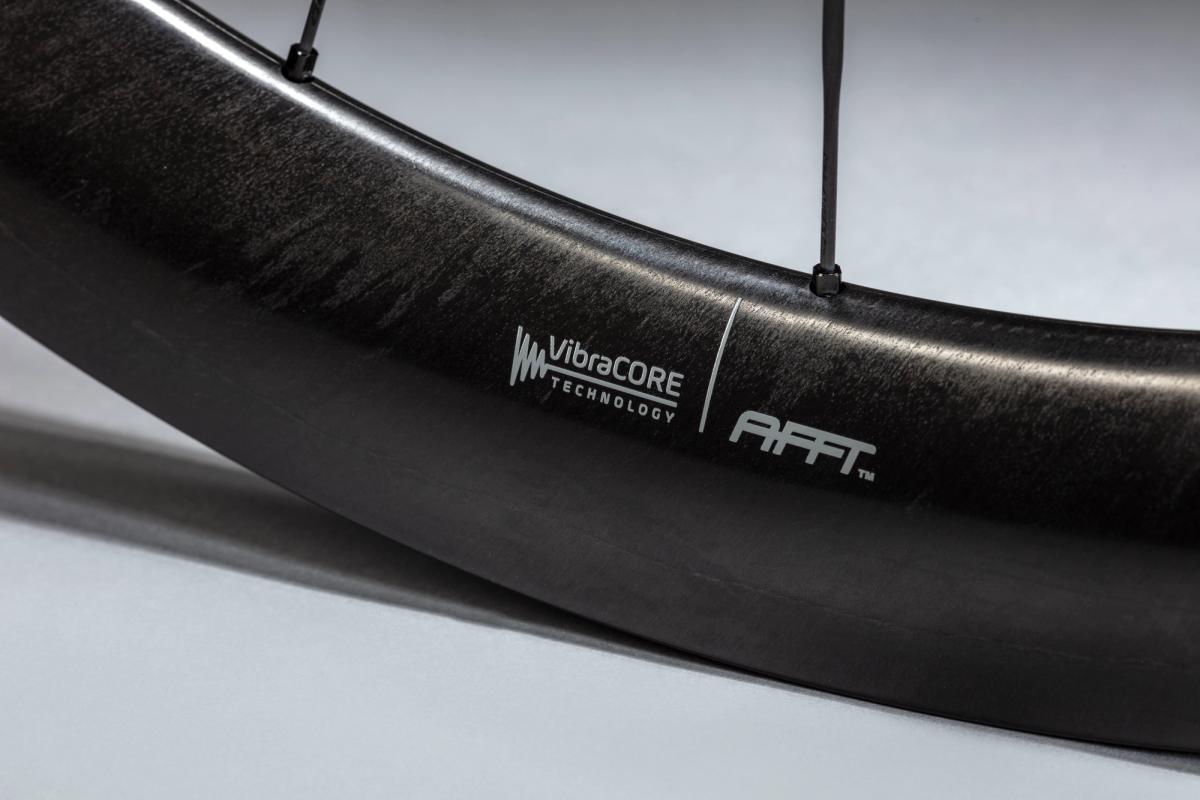 Parcours Strade GT first ride: recycled carbon in the rim cuts ...