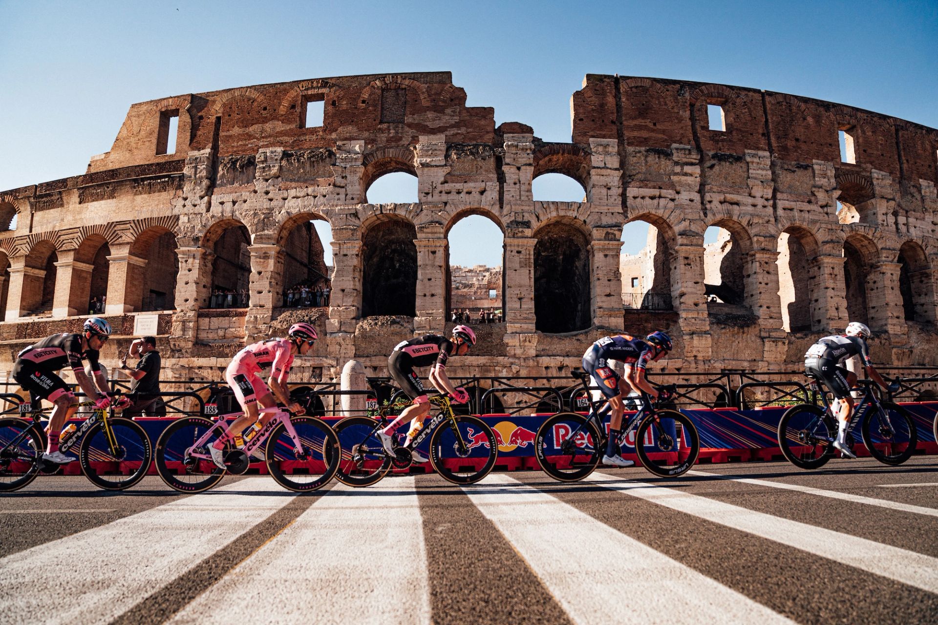 The 2026 Giro d'Italia stage guide: 21 stages, 8 that matter, and exactly when to watch
