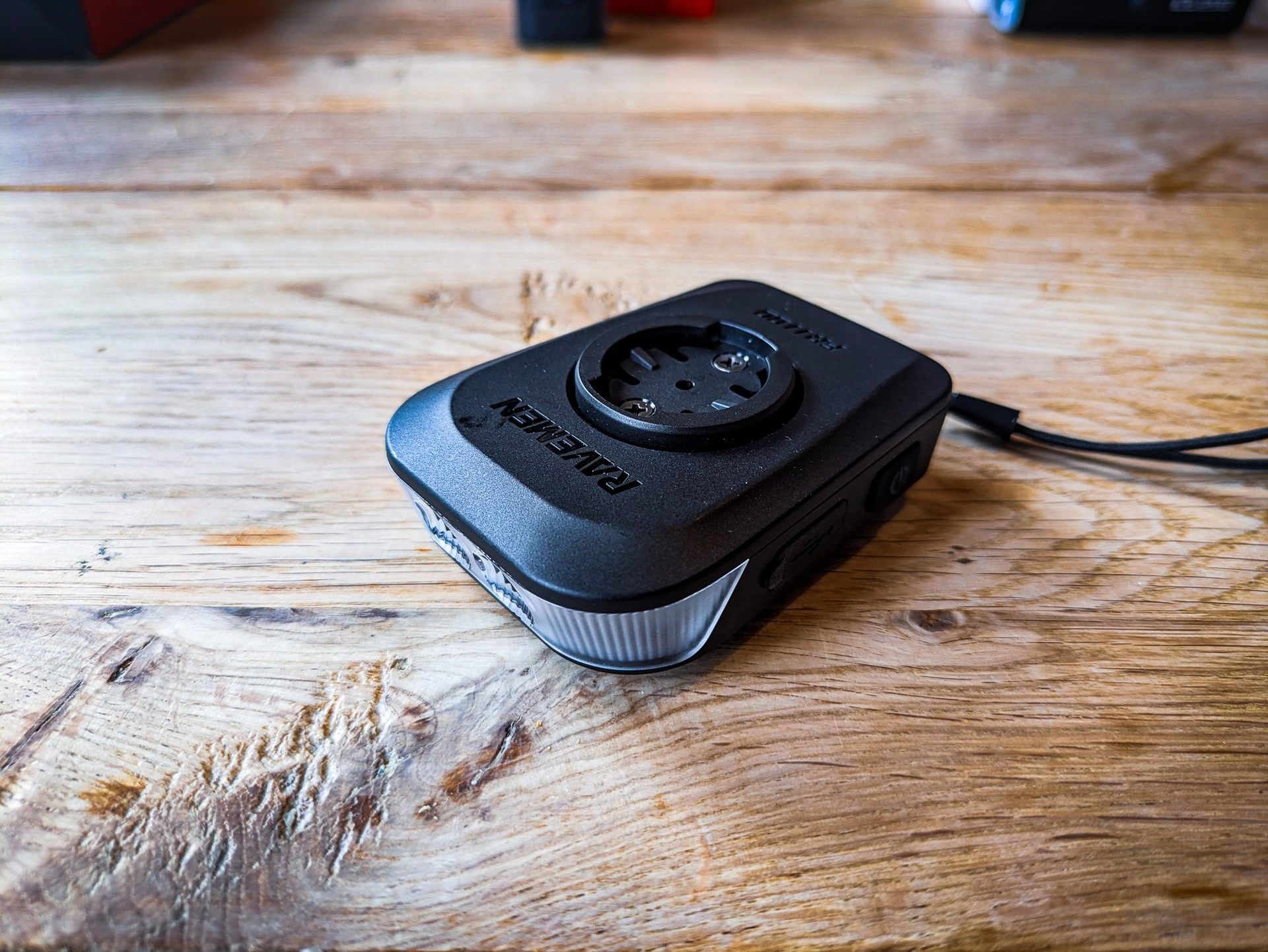 Ravemen FR 1100 SE review: Great beam quality and clutter saving design, but battery life could be better