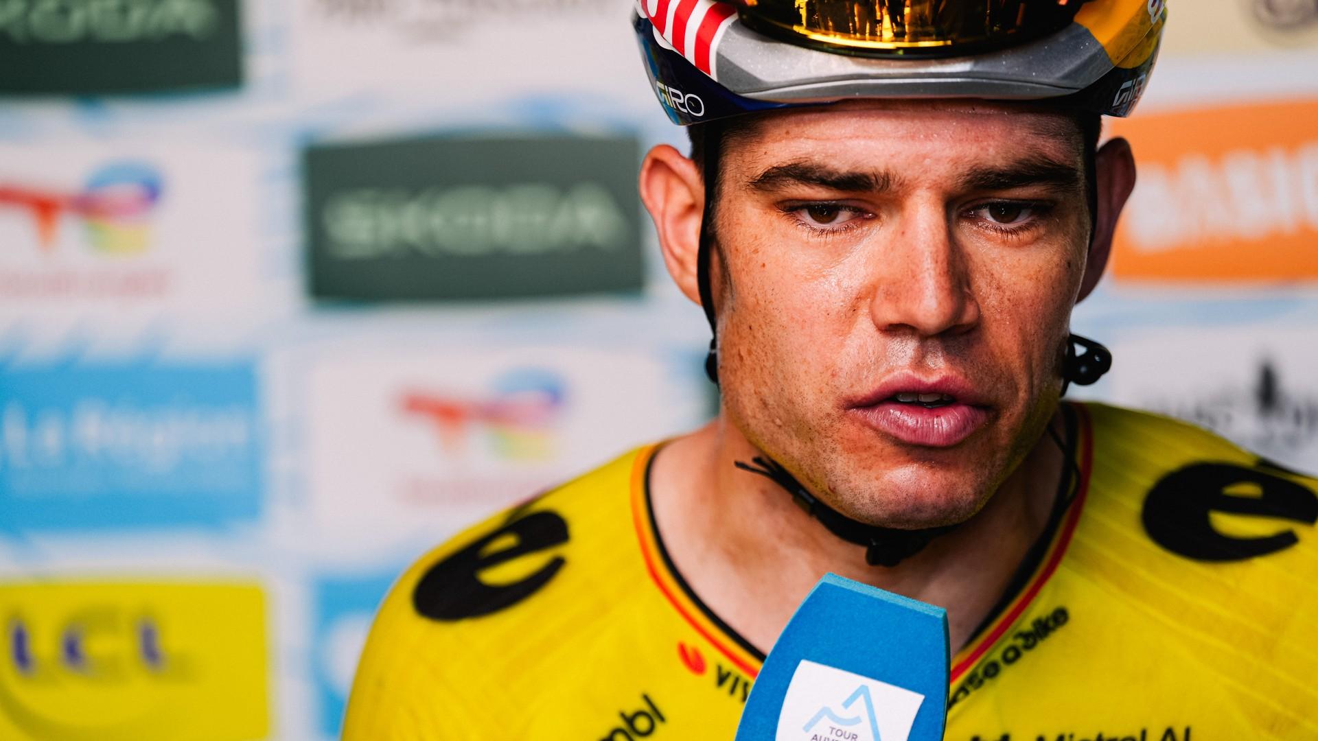 'That was a tactic and it played out pretty well’, Van Aert explains right-side sprint tactic behind Stage 5 victory