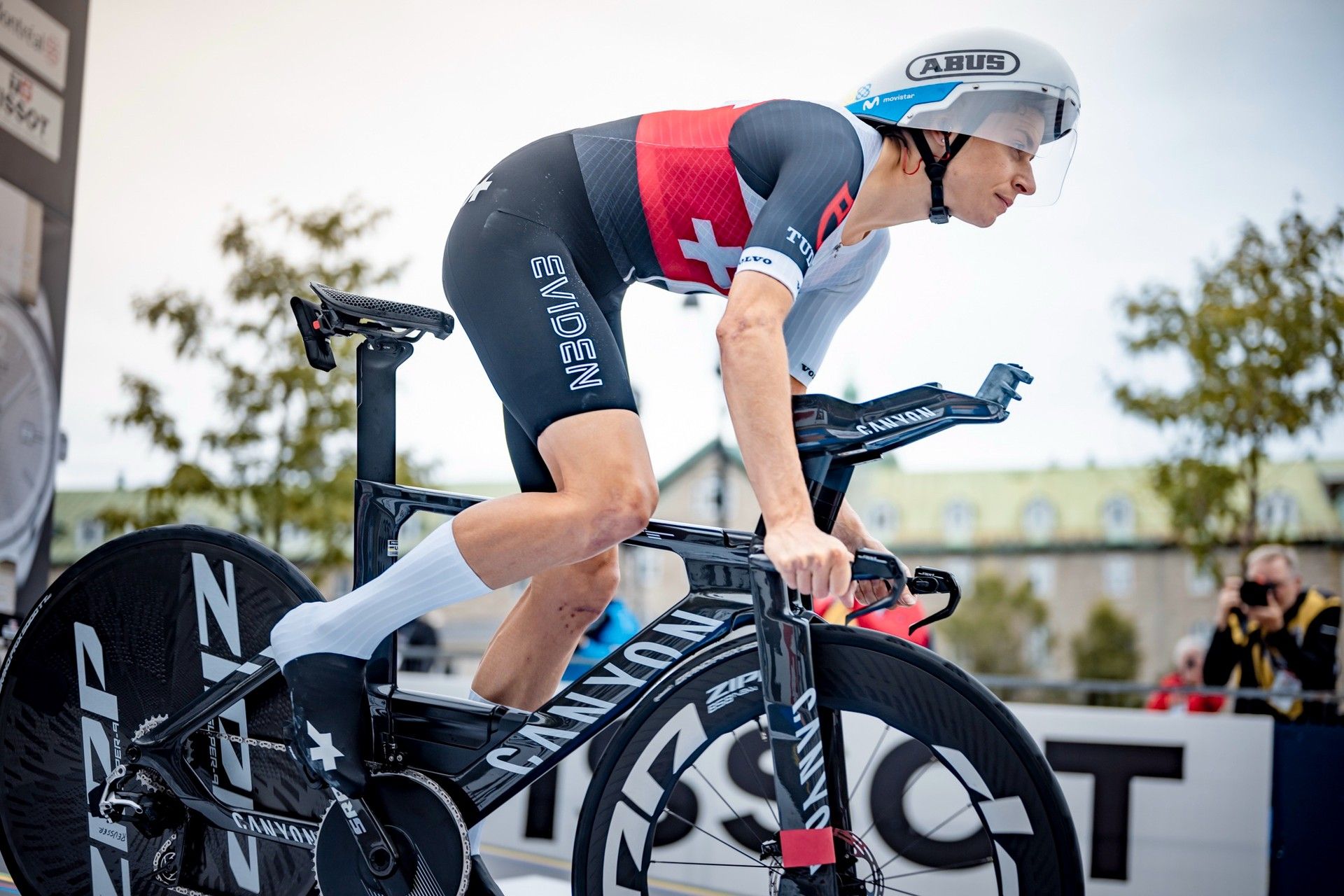 Canyon’s mystery Speedmax takes Worlds gold and silver on debut with radical new fork