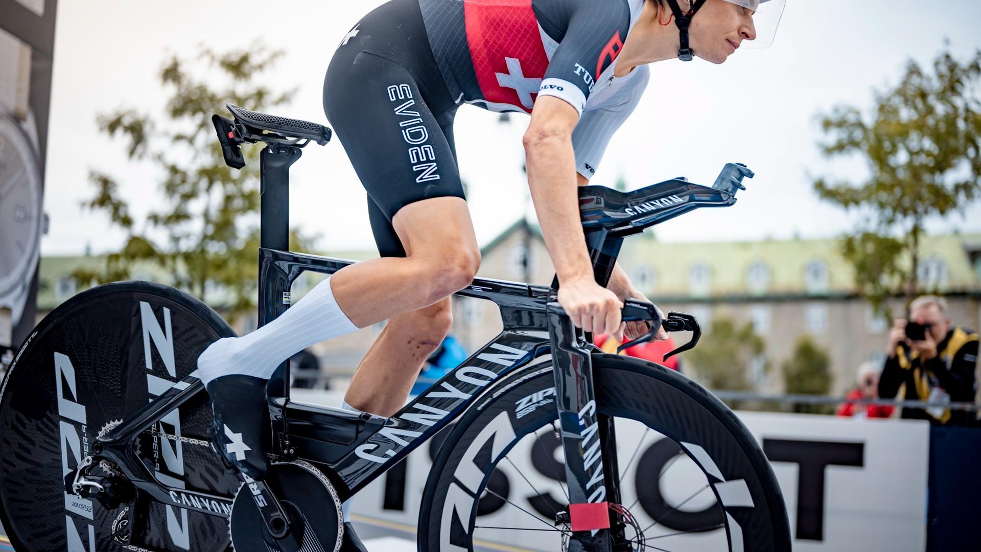 Canyon’s mystery Speedmax takes Worlds gold and silver on debut with radical new fork