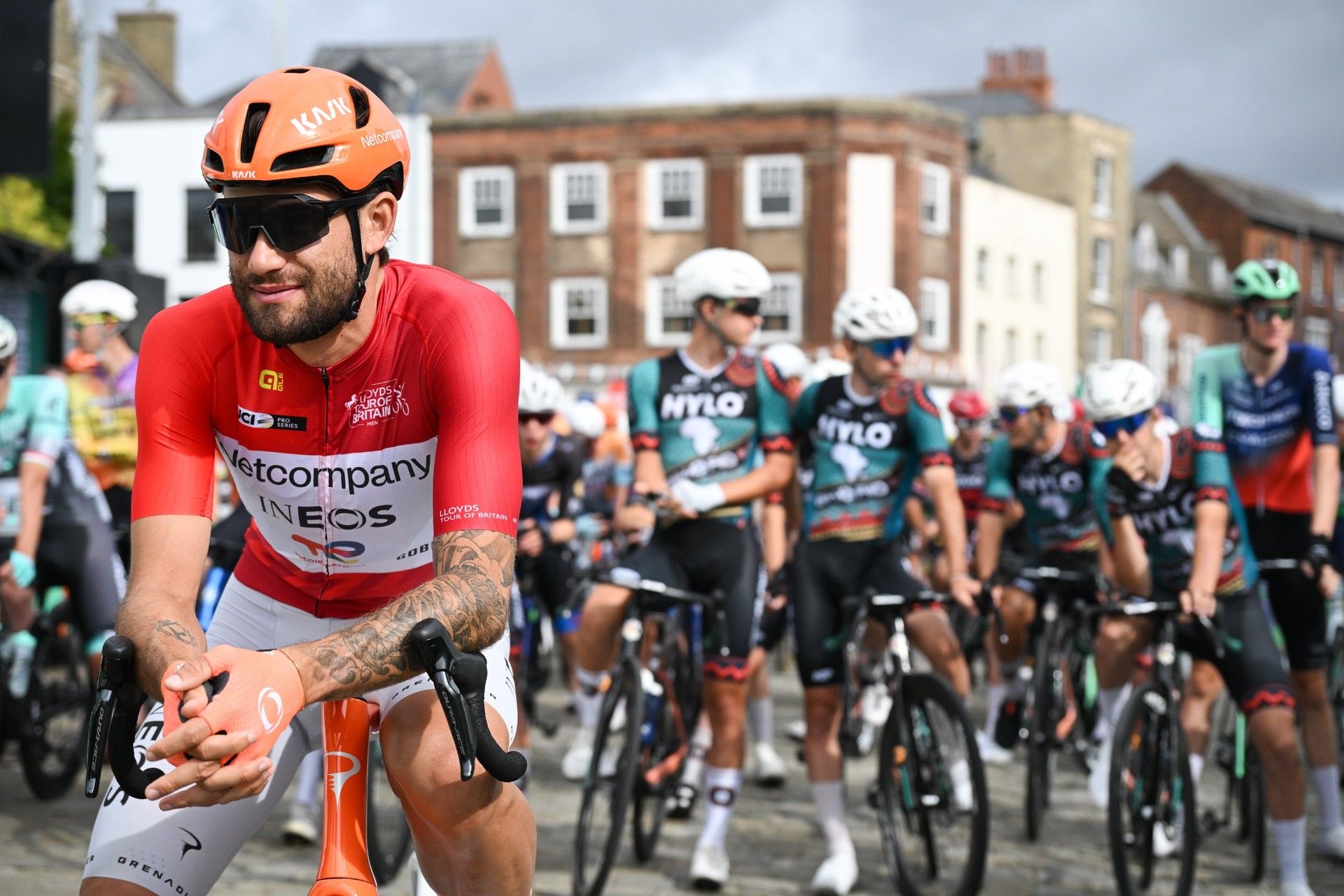 Transfer merry-go-round: Ganna, Niewiadoma-Phinney and the moves reshaping the 2027 peloton