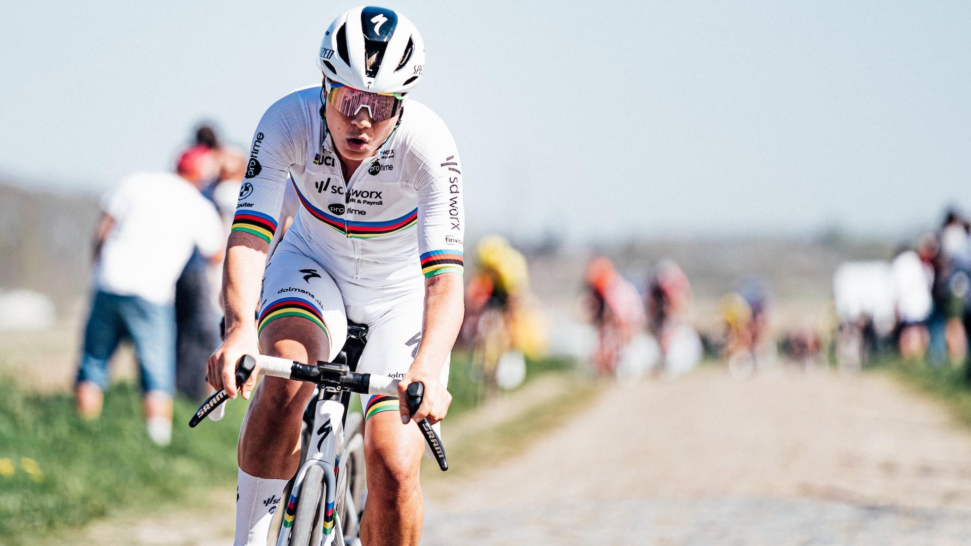 'Last year at this point, I was lying on the couch' - Kopecky confirms Omloop and Strade focus after dominant track weekend