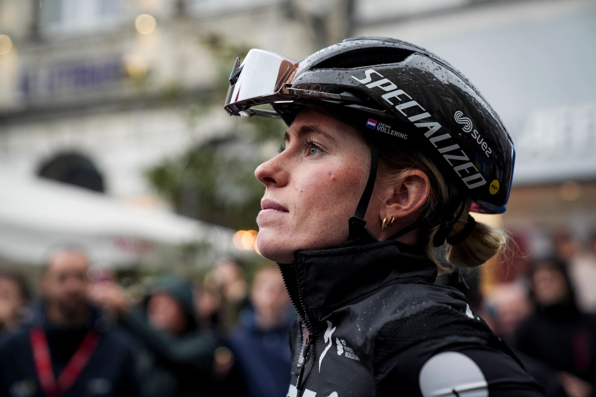 Gravel, snow and 2,000m of climbing - Demi Vollering's 109km freezing winter training flex