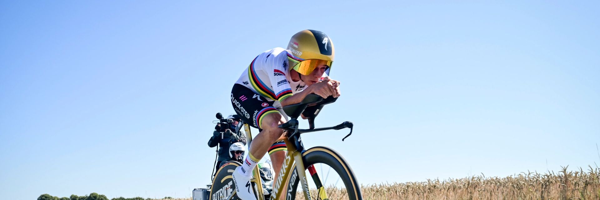 'You have to bring in Specialized, or you're not getting me' – Remco Evenepoel reveals bike sponsor was a non-negotiable in his 2026 transfer