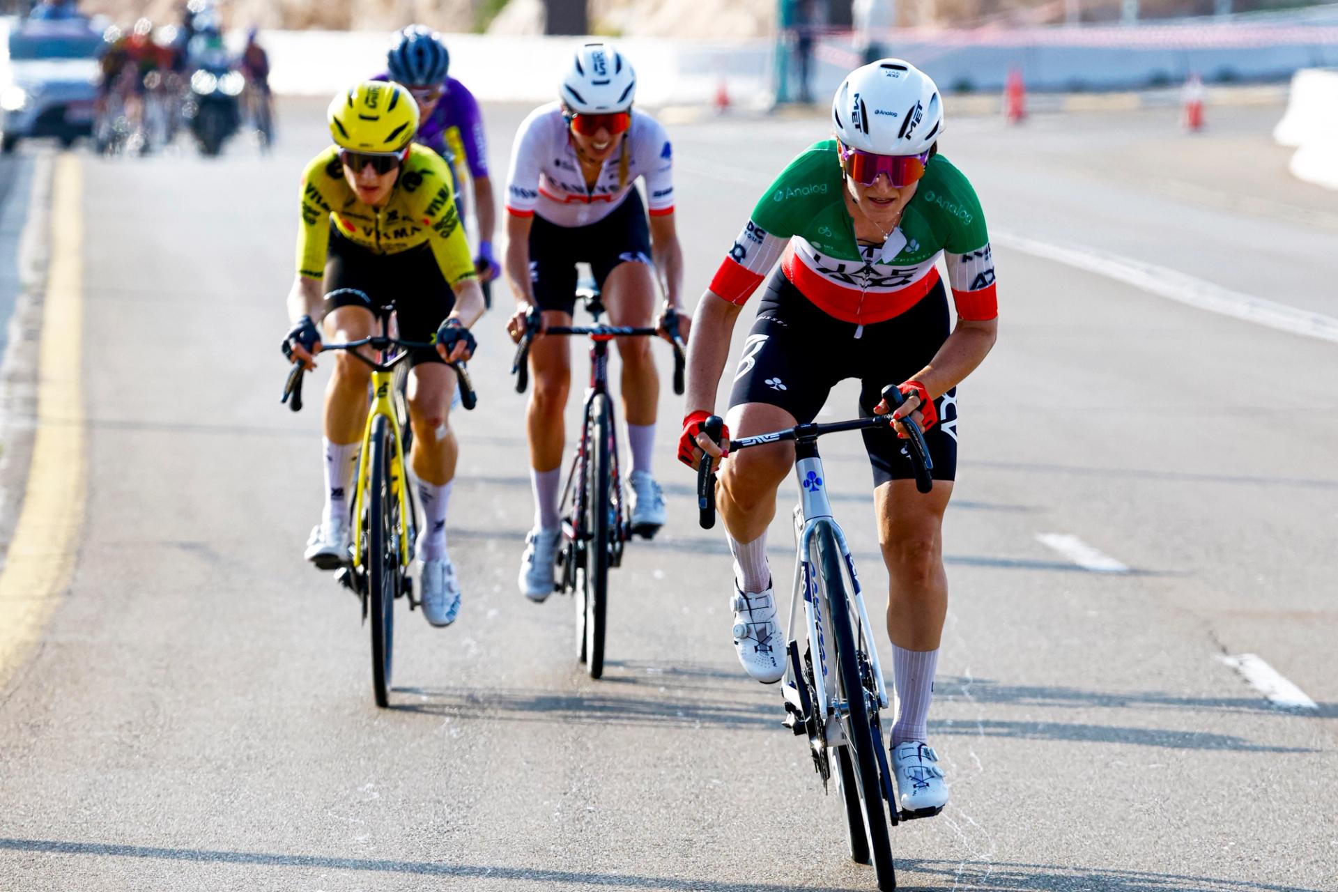 Elisa Longo Borghini making her decisive move on the slopes of Jebel Hafeet