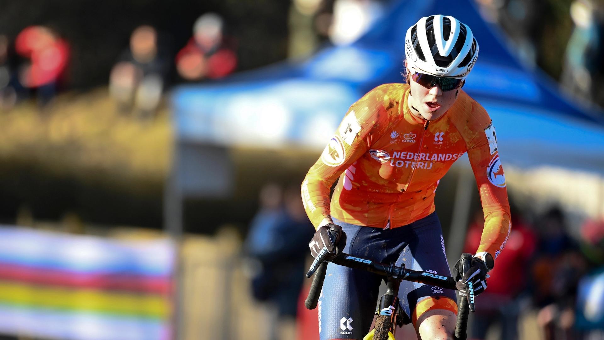 'Motivation and enjoyment are missing' – Fem van Empel ends pro cycling contract to put career on hold