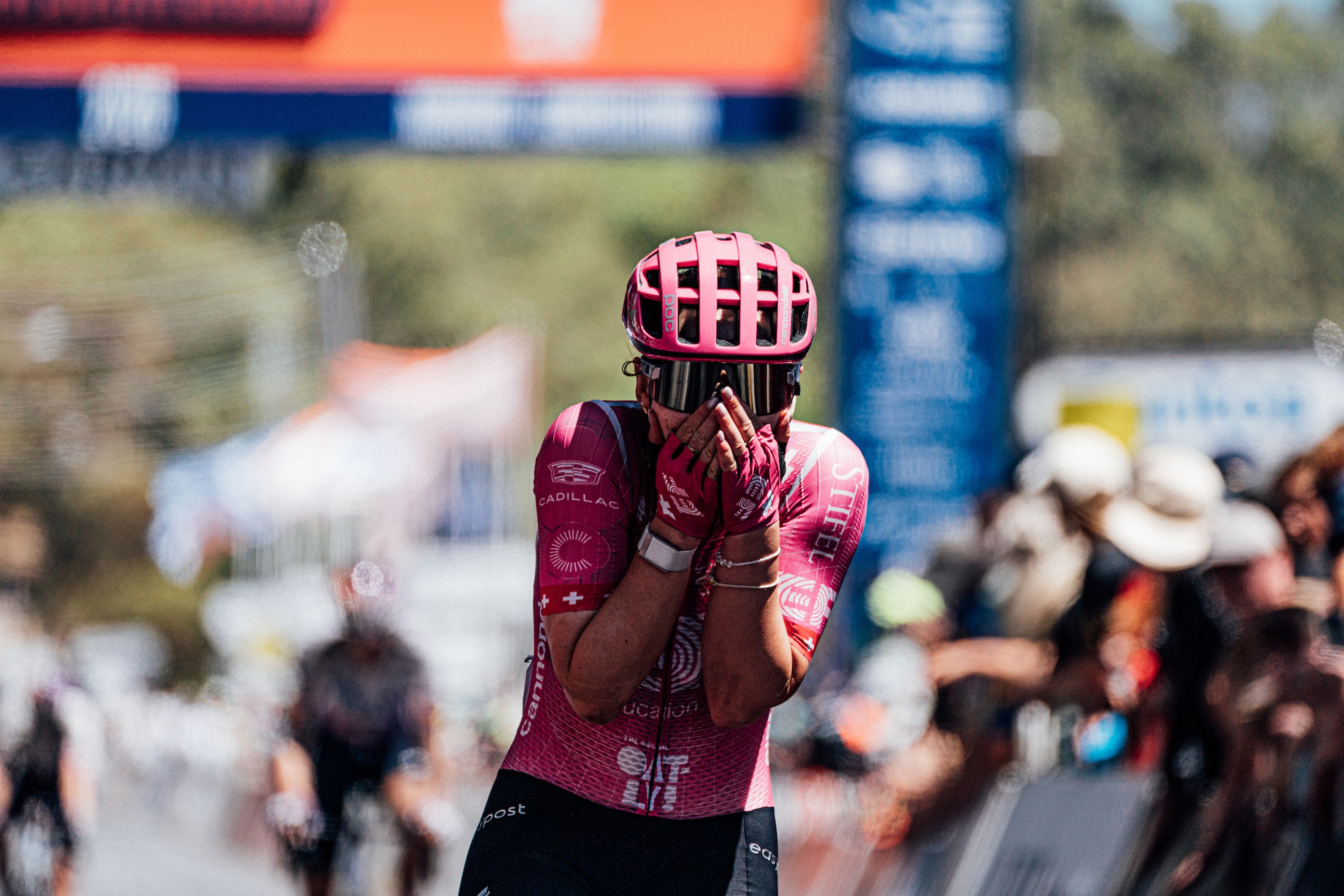 Naomi Rüegg wins Tour Down Under queen stage to defend overall title