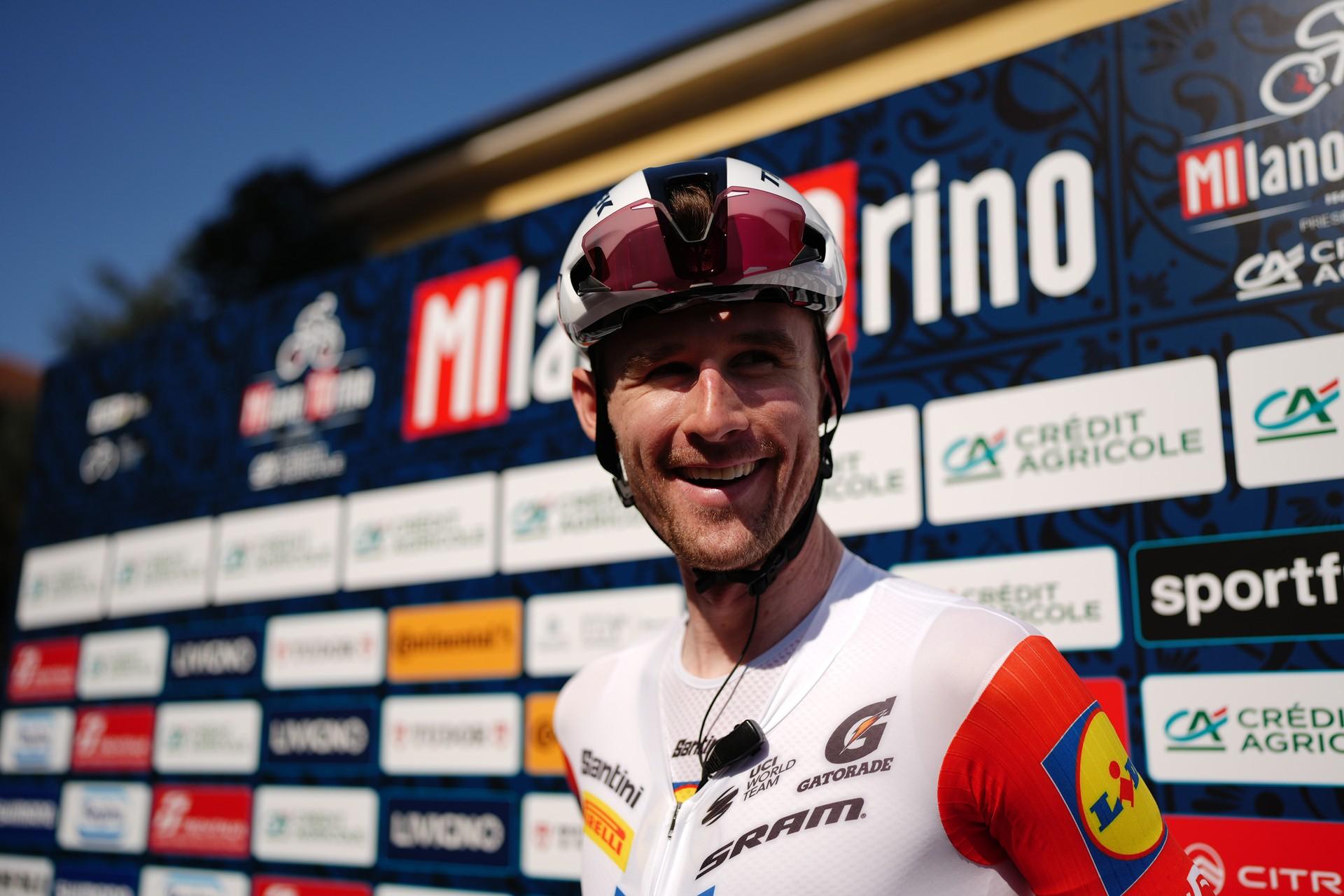 'The legs are getting to where they need to be', Derek Gee-West climbs to sixth overall after fighting back twice on Carì