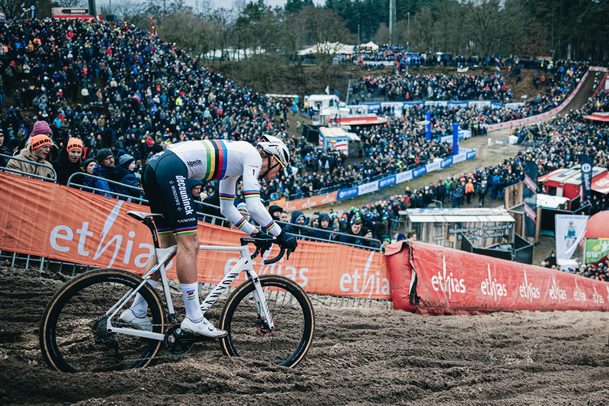 MvdP vs Van Aert: How to Watch UCI World Cup Zonhoven Live – Free Streams, TV & Schedule