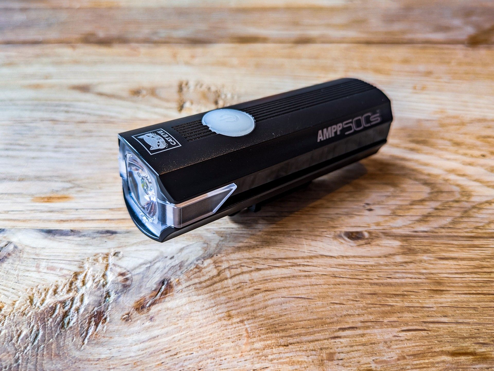 CatEye AMPP 500S review: A front light caught between commuting and proper night riding