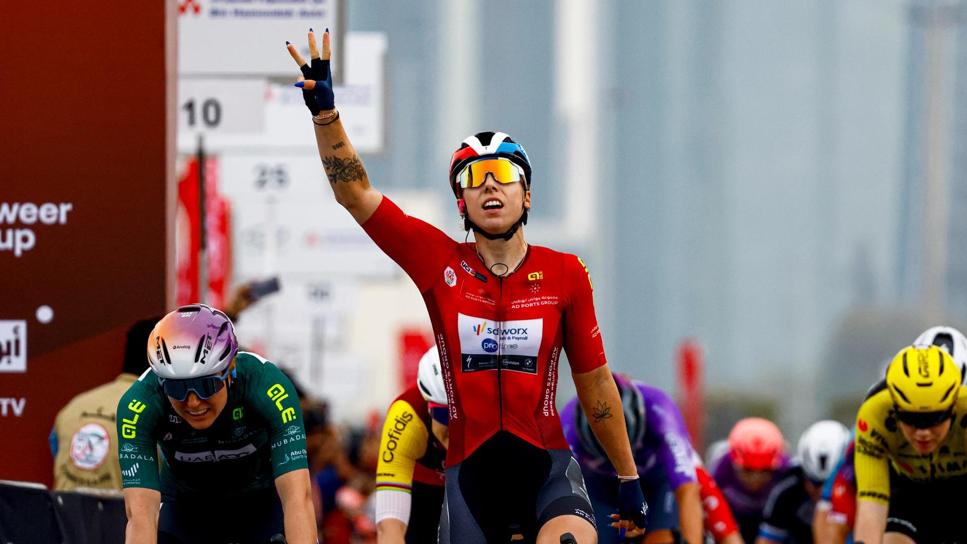 UAE Tour Women: Lorena Wiebes completes hat-trick in Abu Dhabi after 'chaos' sprint