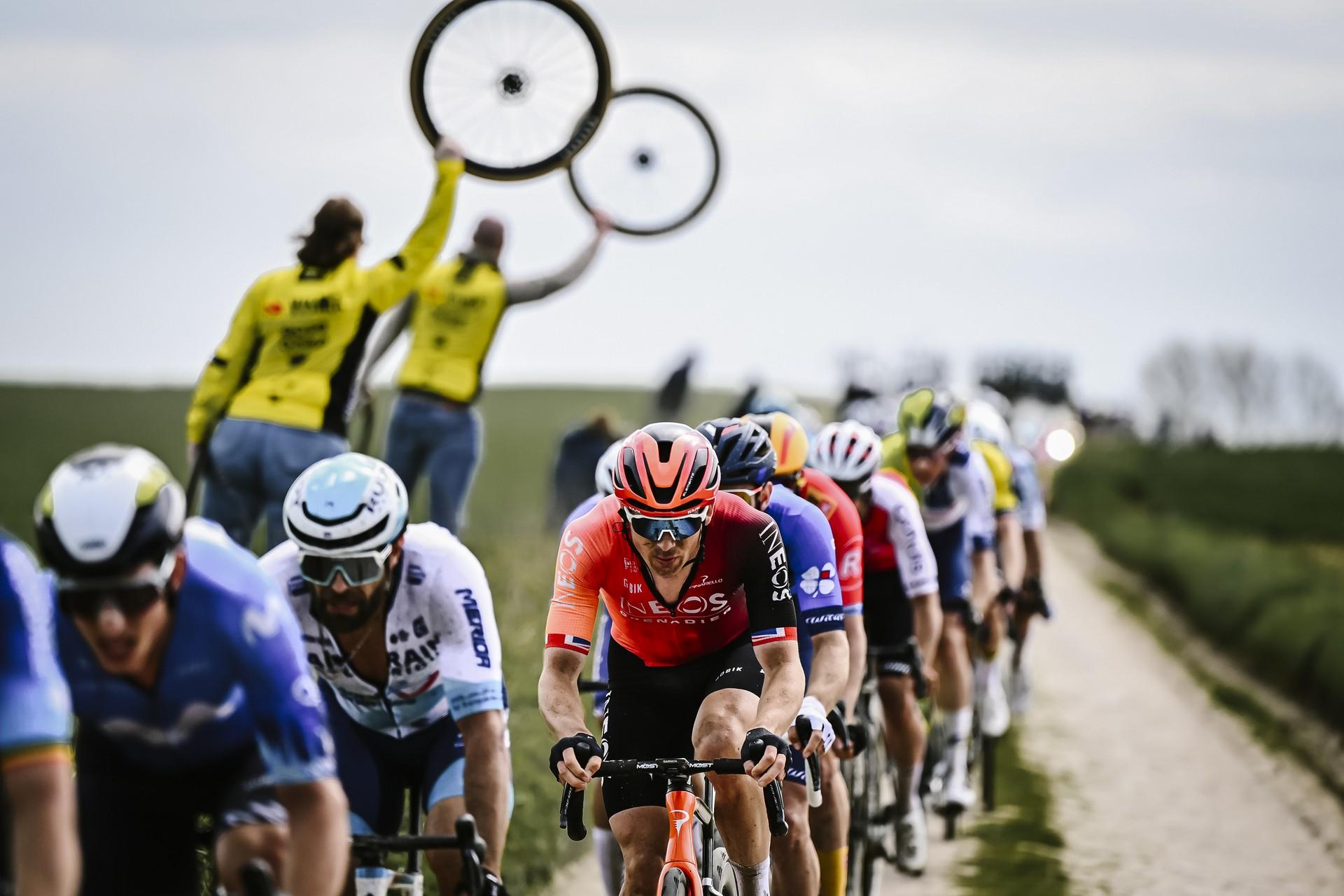 Shimano still rules: What the 2026 WorldTour equipment grid really looks like