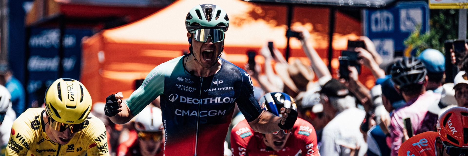 Tobias Lund Andresen upsets Welsford to claim ochre jersey and Stage 1 win at Tour down Under