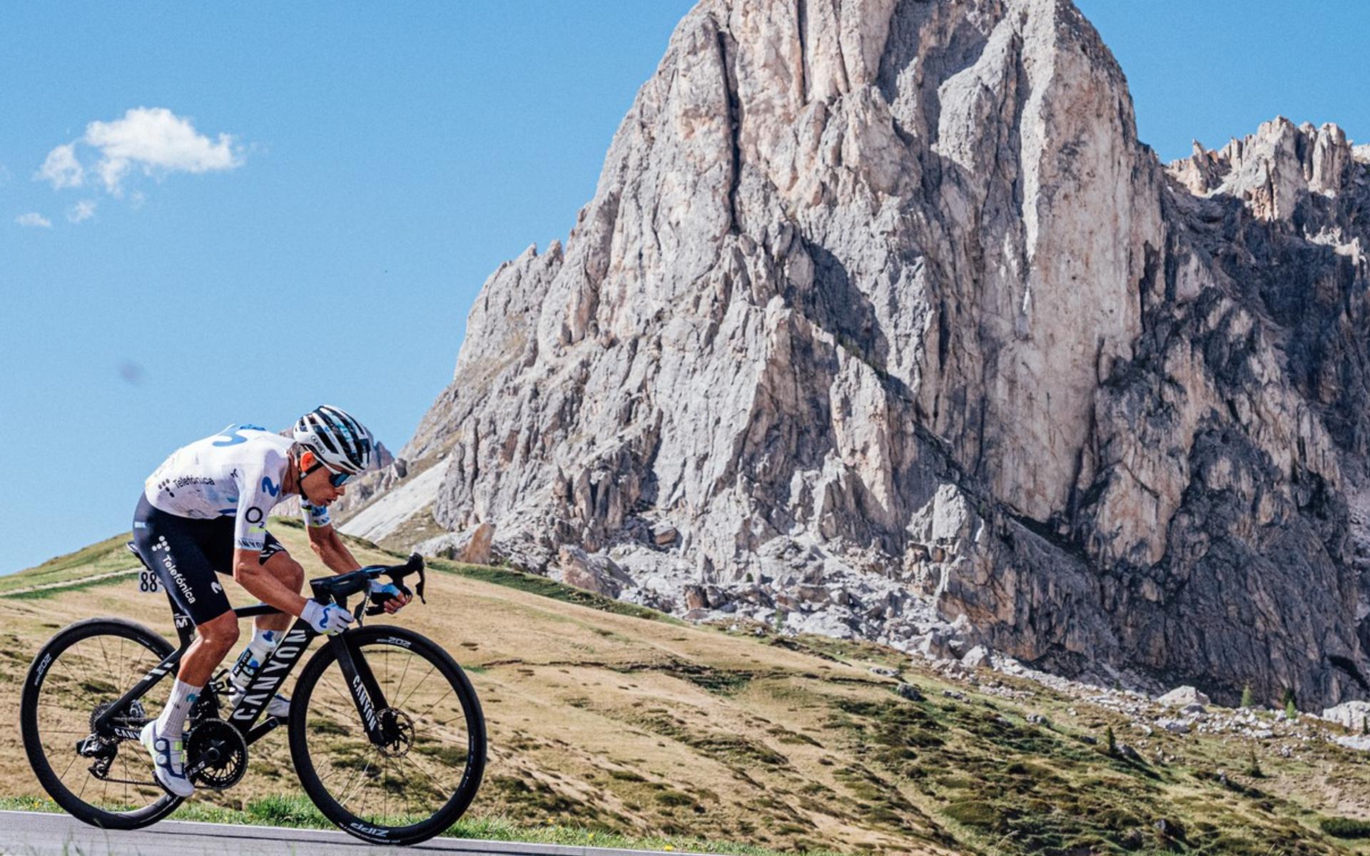 Einer Rubio abandons Tour after reported collision with UAE car