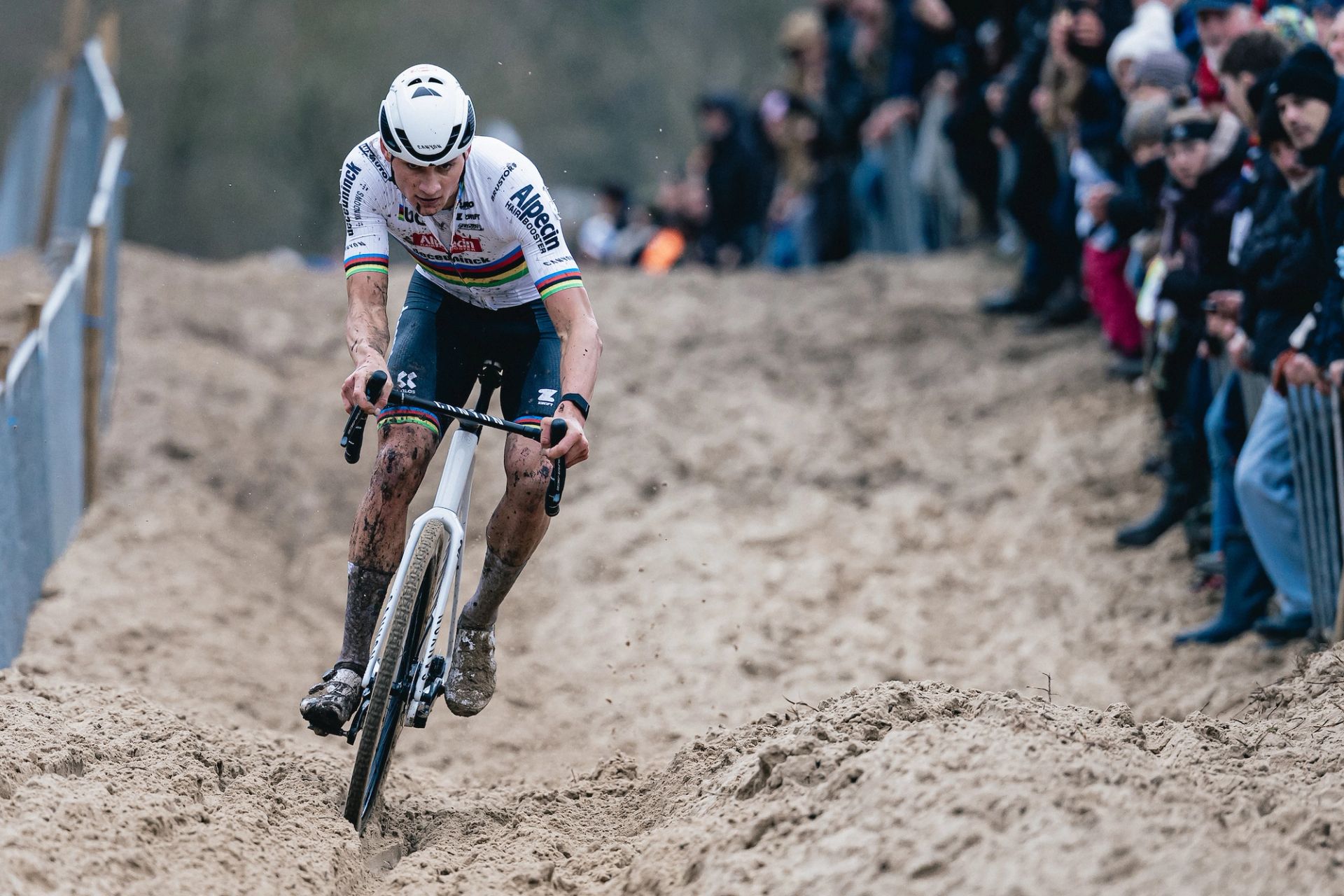Van der Poel hits the dunes: How to watch World Cup Koksijde 2025 live - Free Streams, TV & Schedule
