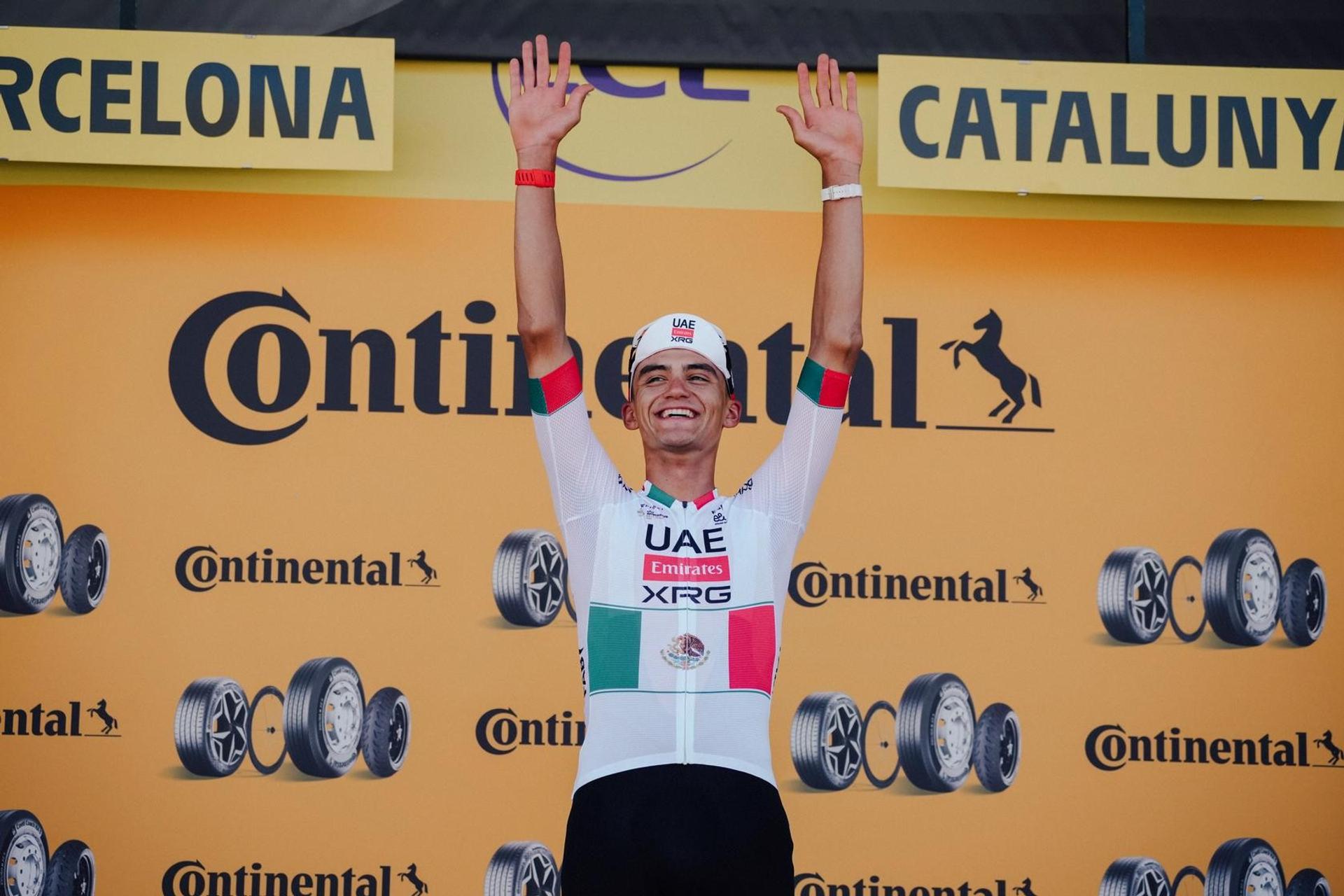 Questions raised over Isaac Del Toro’s roadside assistance after Tour stage win