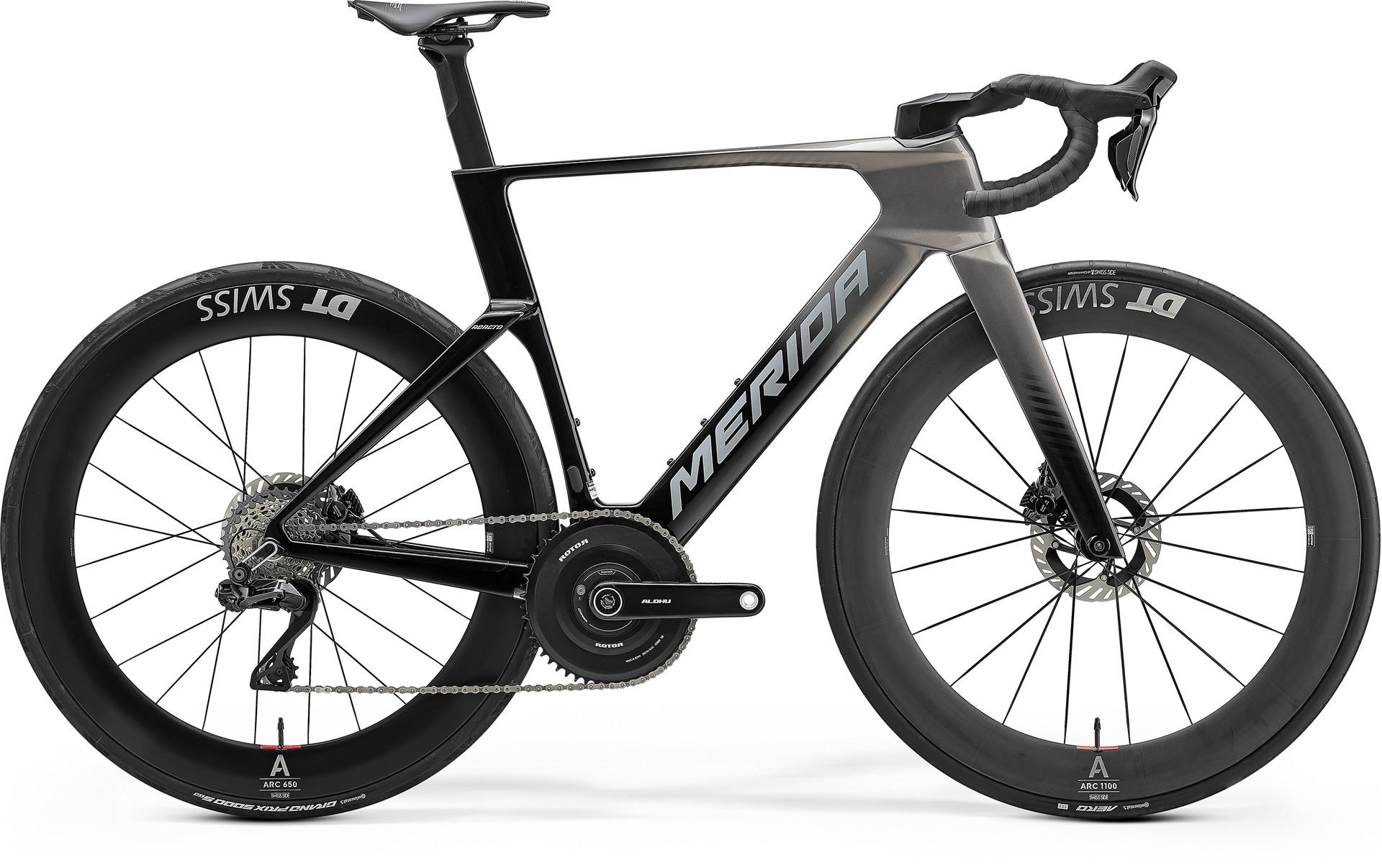Merida Reacto carbon aero road bike with DT Swiss deep-section wheels and Shimano groupset.