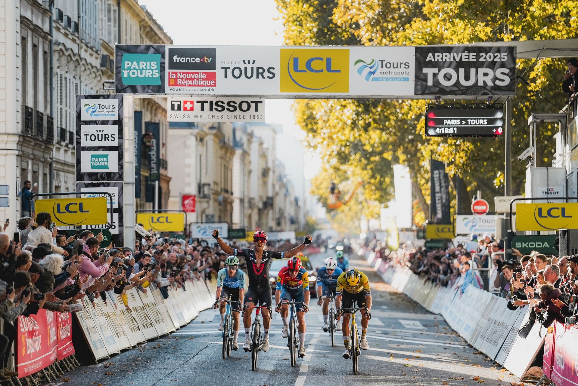 'A dagger in the back' French organisers attack joker rule letting WorldTeams skip home races