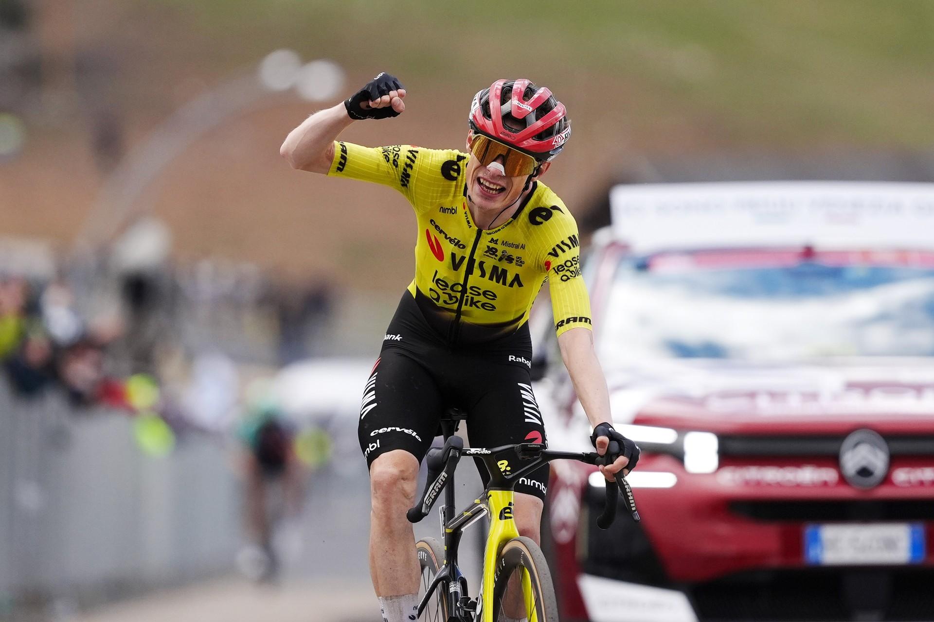 'The Giro is long and you have to be focused', Vingegaard hails first Giro stage win on Blockhaus but warns weekend will demand caution