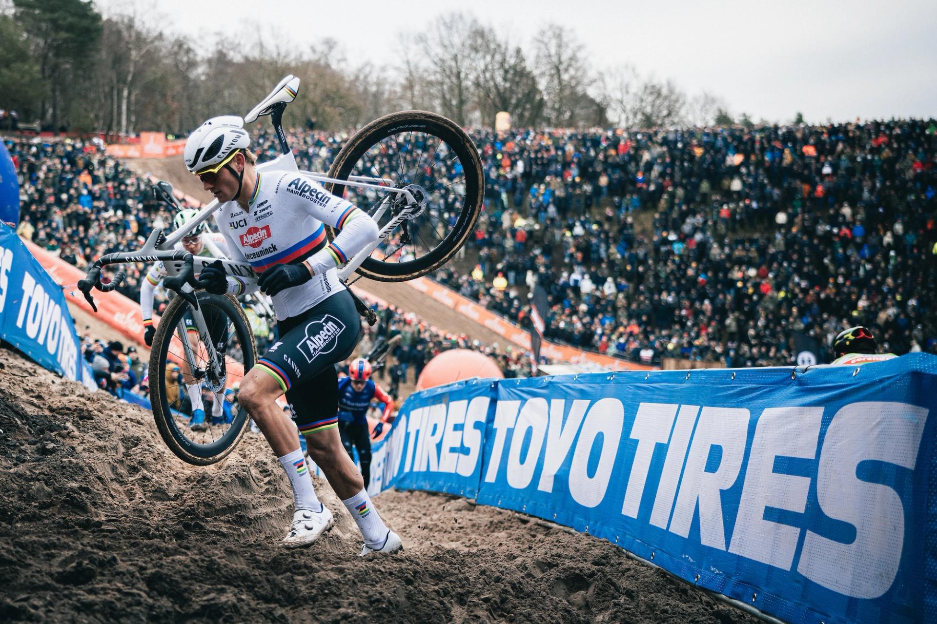 Picture by Alex Whitehead/SWpix.com - 07/01/2024 - Cycling - UCI Cyclo-cross World Cup, Round 12: Zonhoven - Zonhoven, Limburg, Belgium 