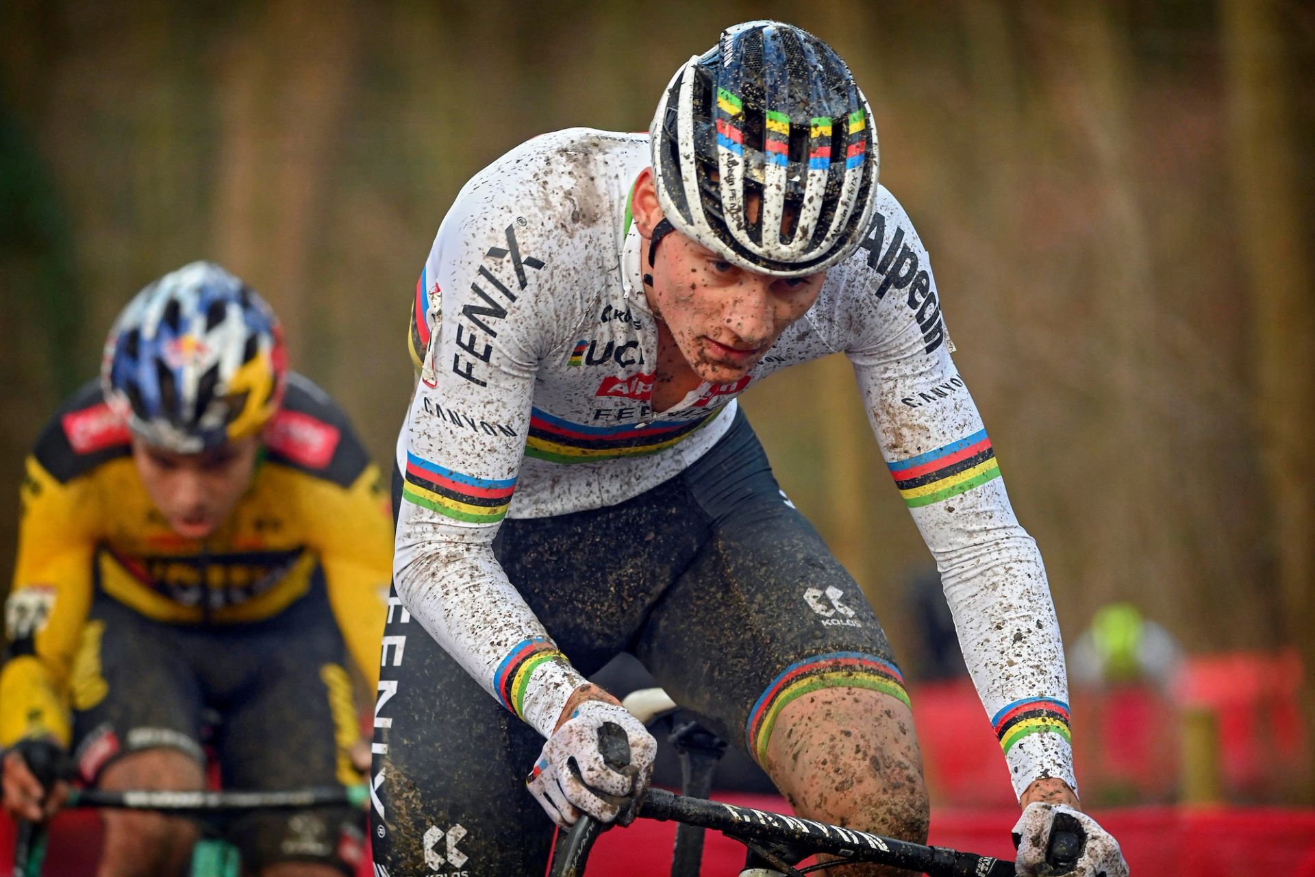 'Gold is impossible' – Tibor Del Grosso admits Van der Poel has field racing for silver at Worlds
