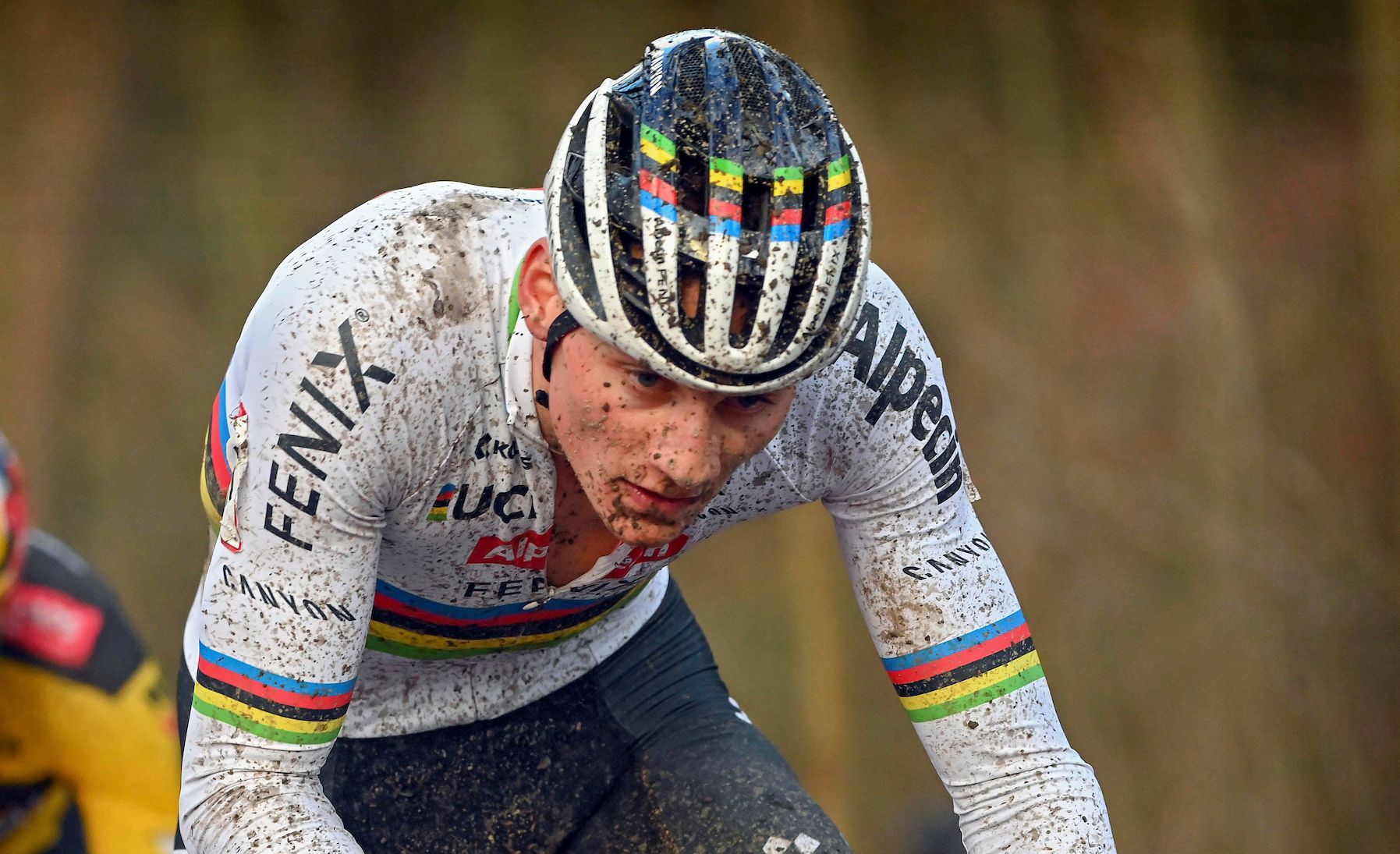 UCI World Cup Namur: Mathieu van der Poel wins thriller on return