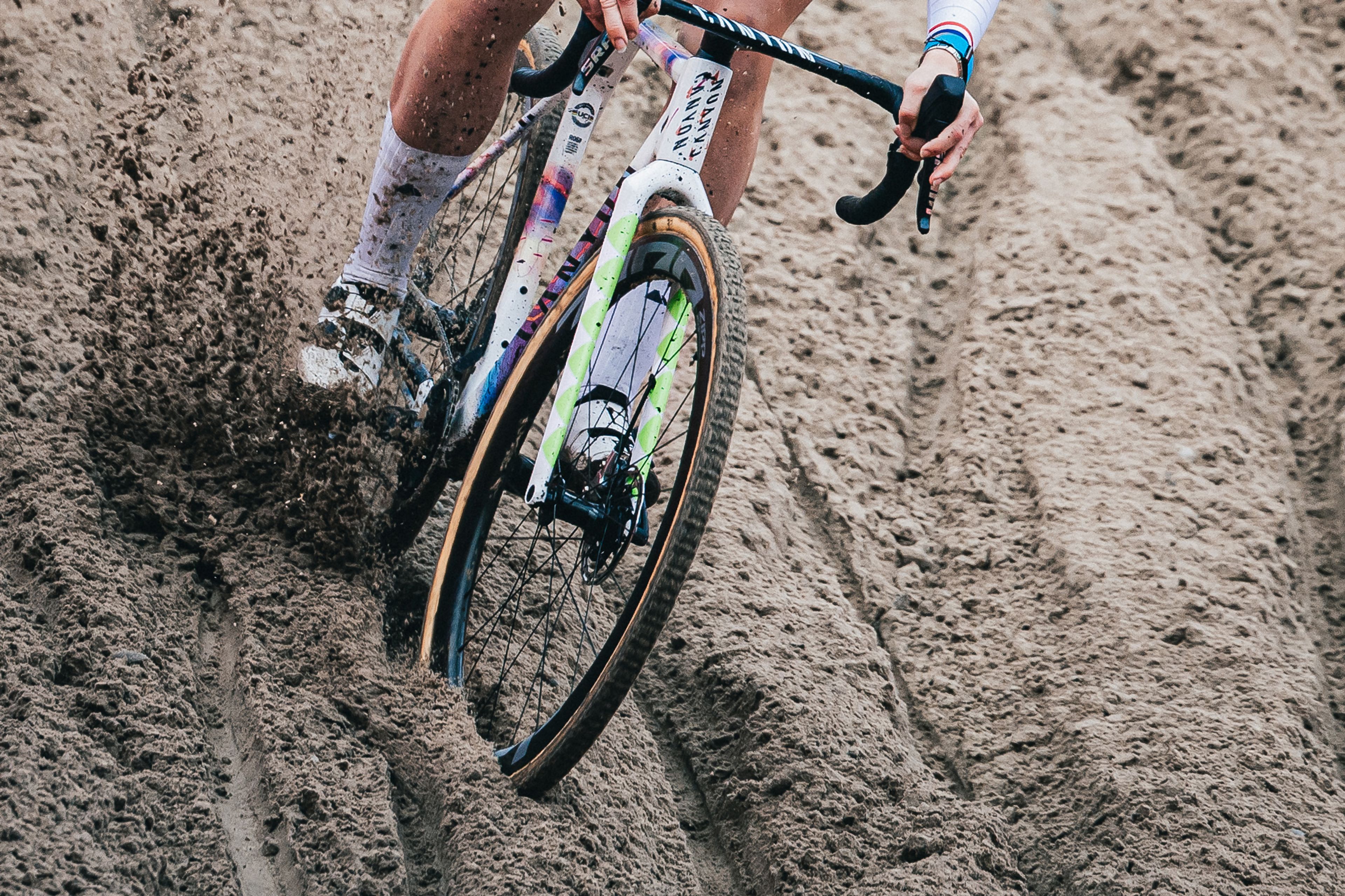 How to Watch the UCI Cyclocross World Cup #3 Terralba 2025 Live – Free Streams and TV Coverage