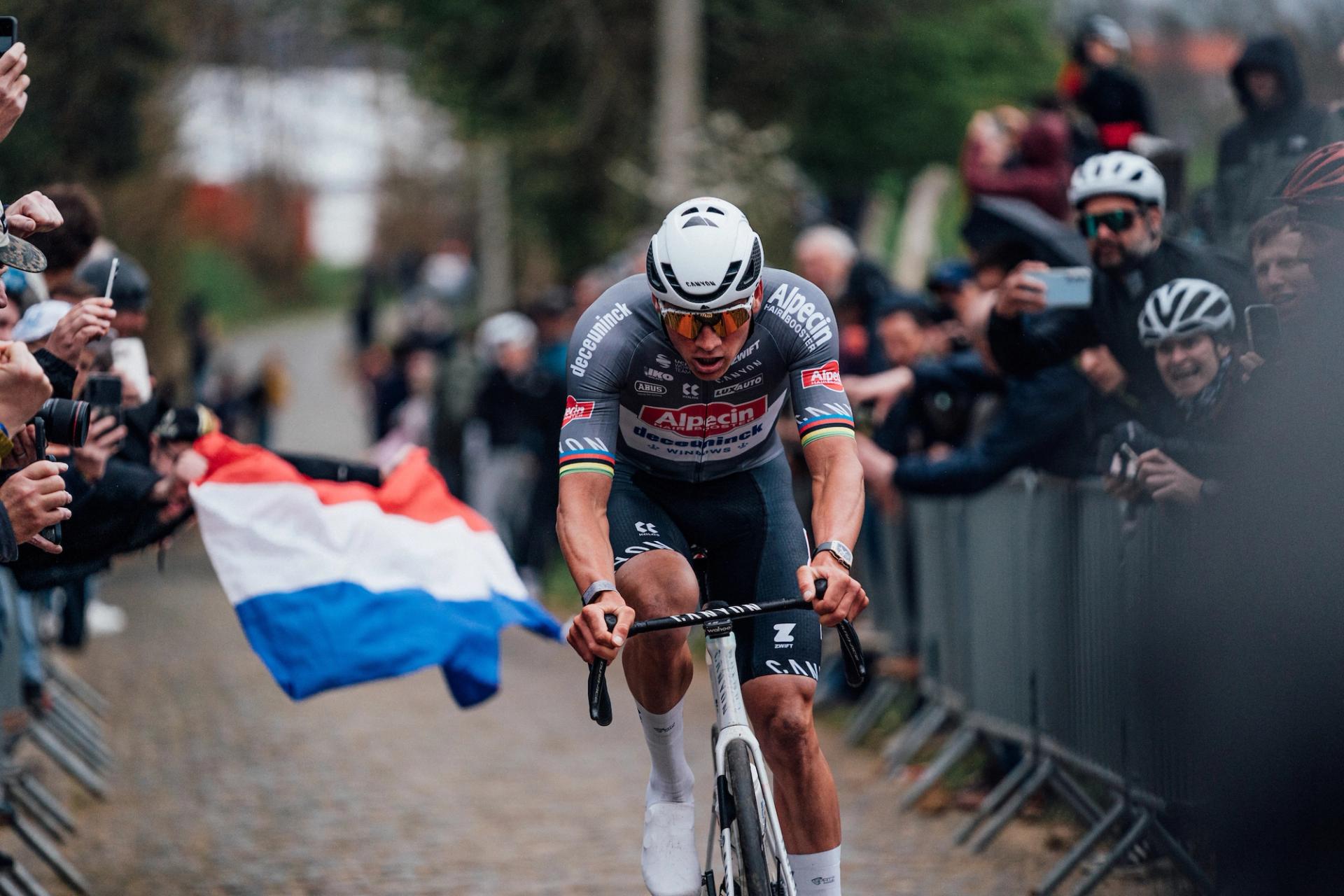 Omloop Het Nieuwsblad Race Preview: Van der Poel's debut, Van Aert's comeback, and a redesigned finale