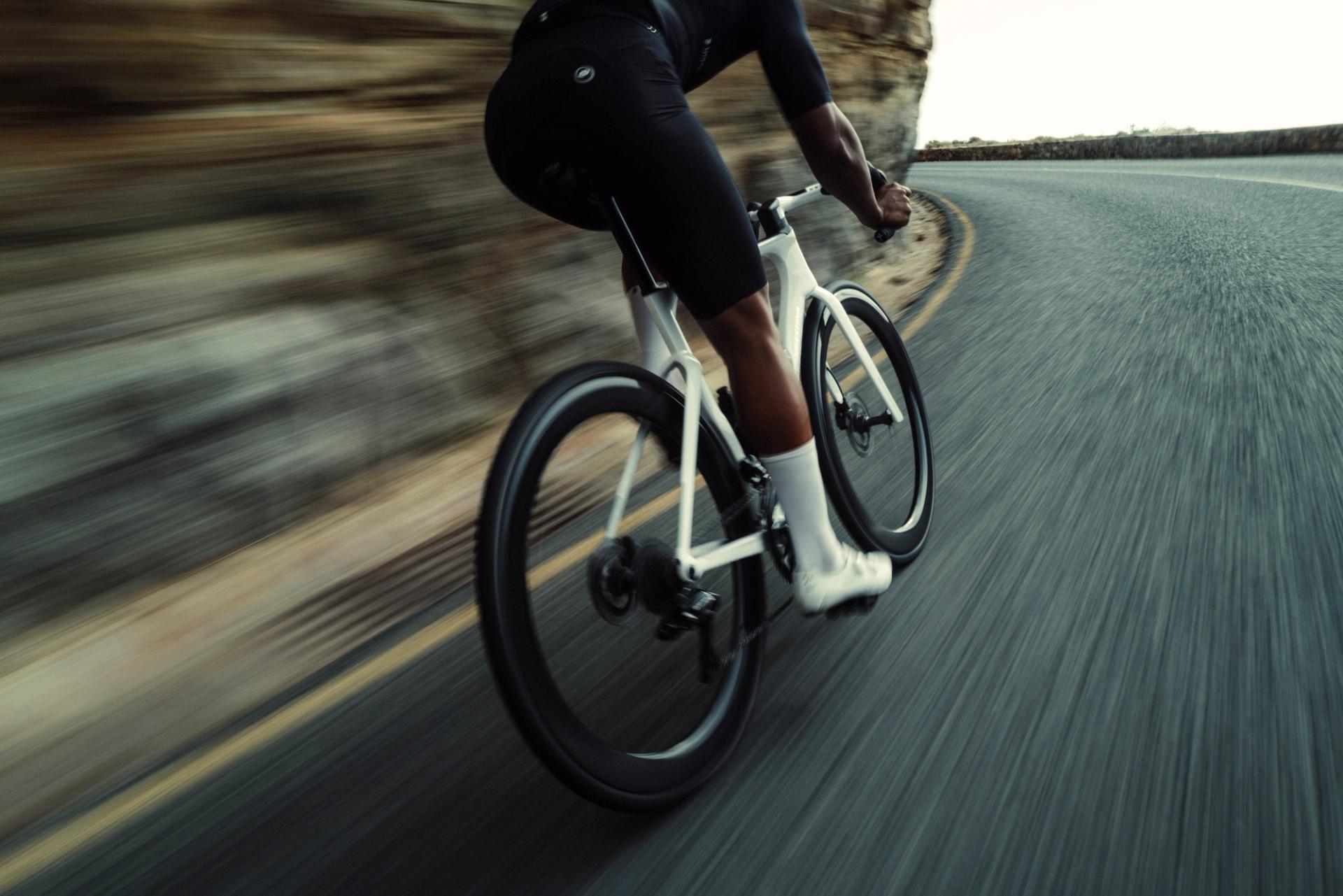 5AM Hunt Limitless wheels being used on the road