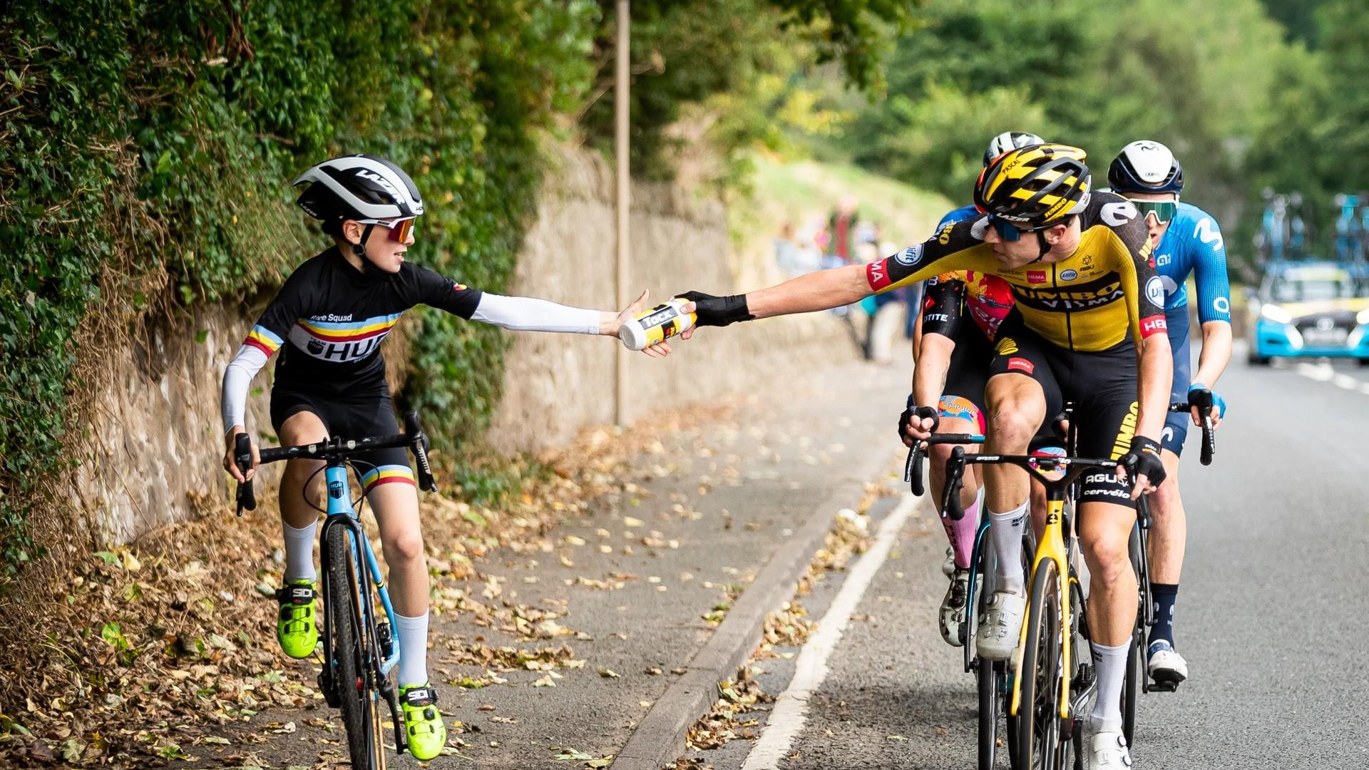 Viral Tour of Britain schoolboy Xander Graham signs for Visma-linked junior team