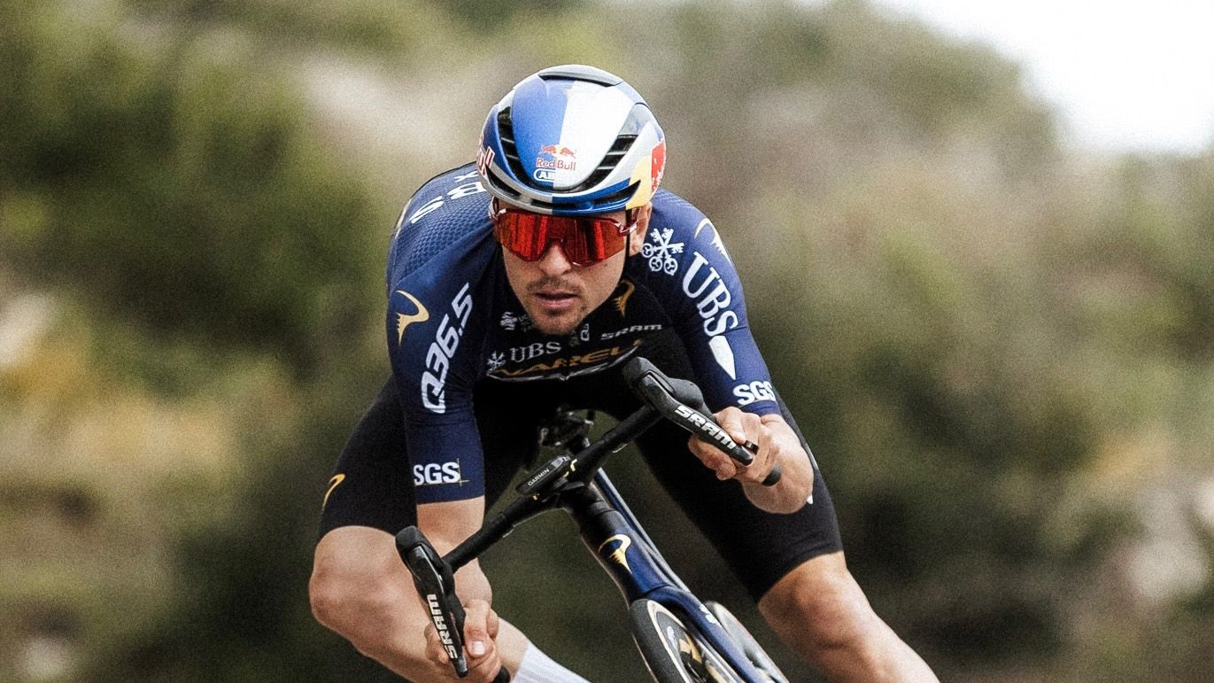 'Probably the best sprint like that I ever did', Pidcock encouraged by third place after technical Volta a Catalunya opener