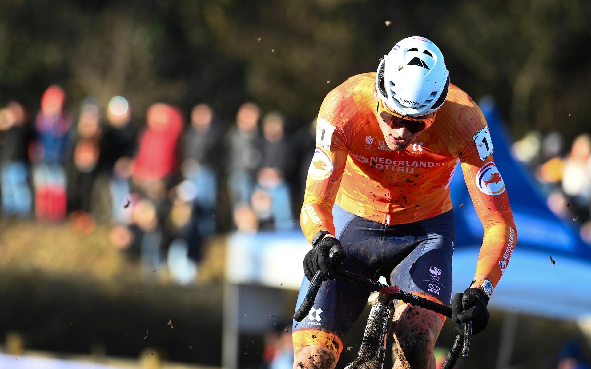 UCI Cyclocross World Championships Preview: Van der Poel eyes record eighth title in Hulst