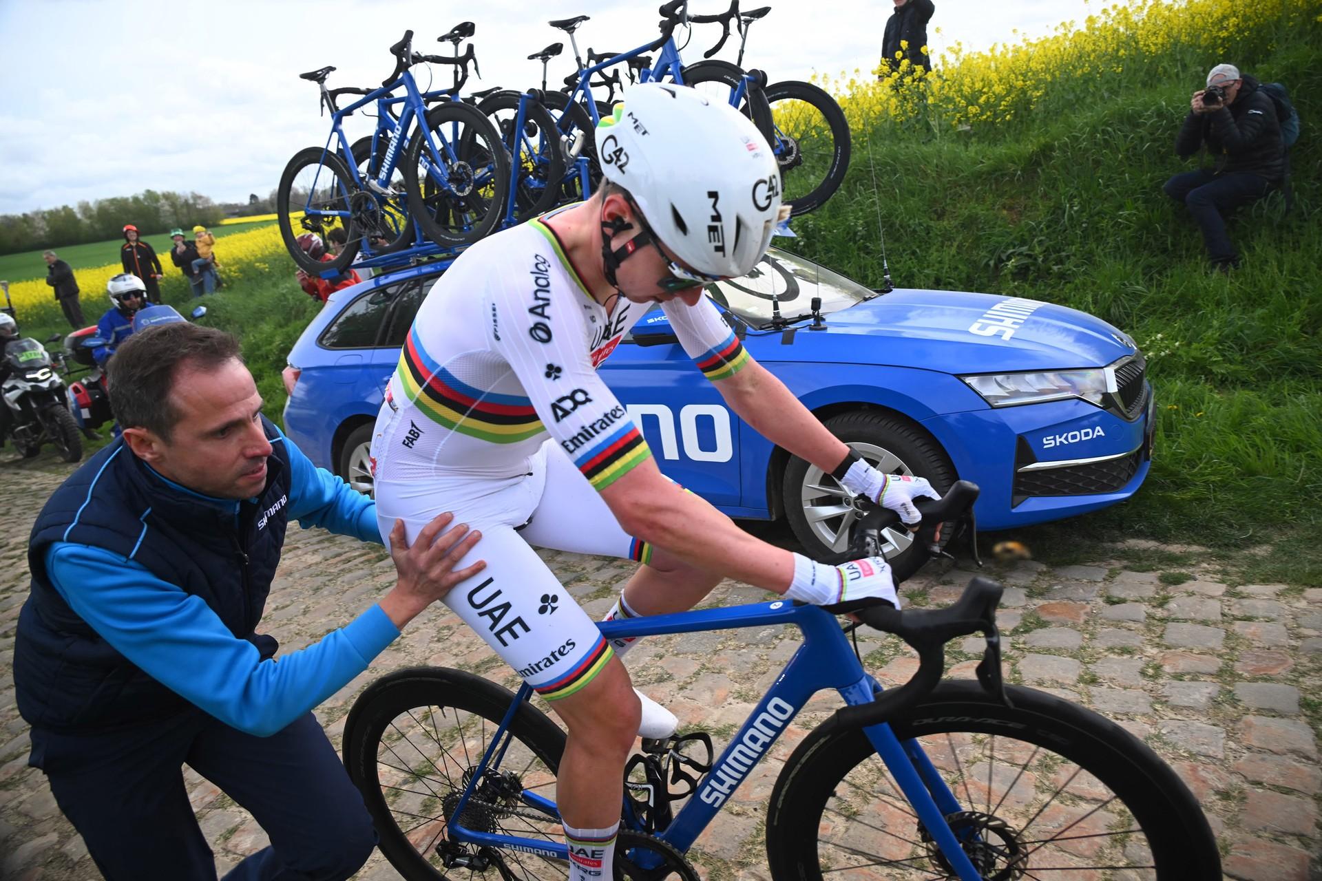 What model was the neutral service bike Pogačar criticised as a 'wheelbarrow' after Paris-Roubaix puncture?