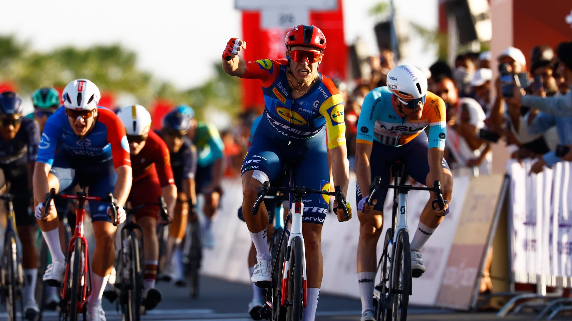 UAE Tour stage 4: Jonathan Milan catches break inside final 500m, shares podium with brother Matteo