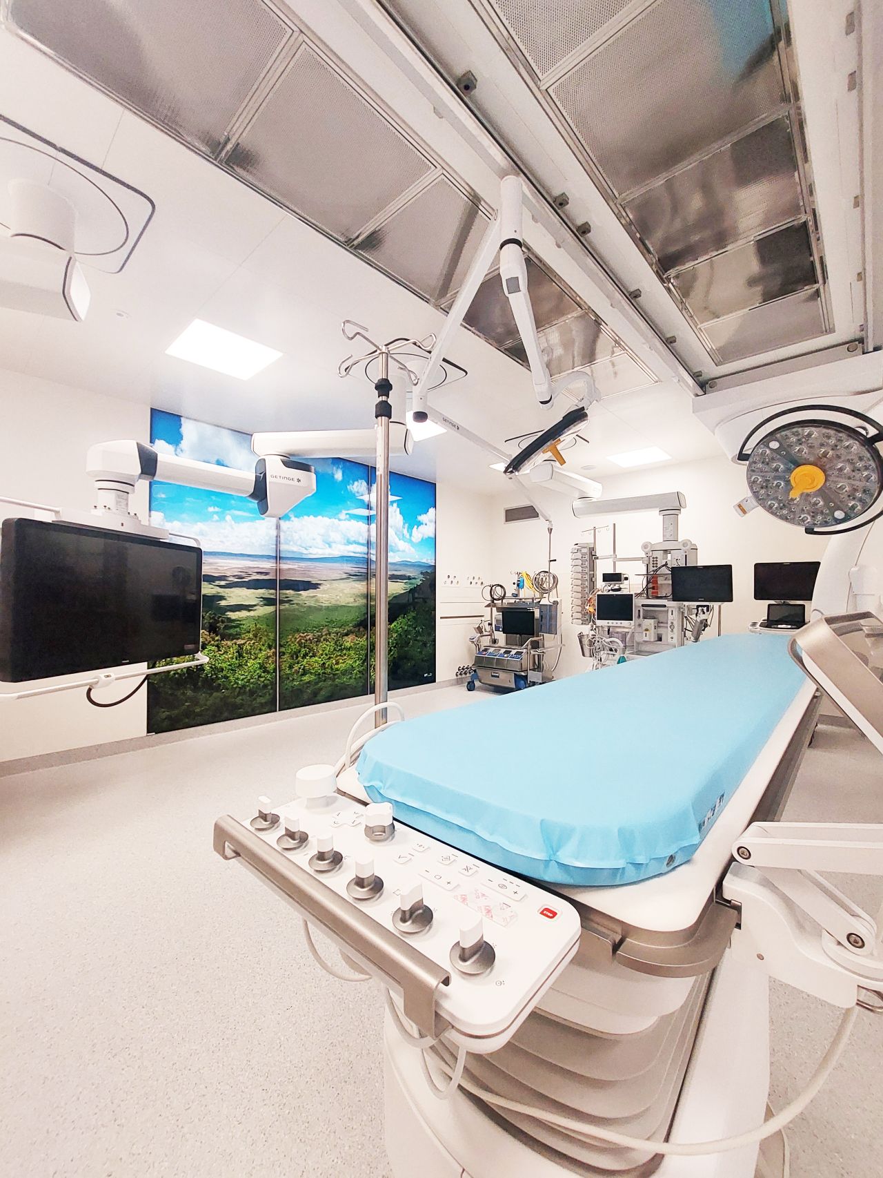 Nowoczesny blok operacyjny kardiochirurgii w Bydgoszczy - zdjęcie 37